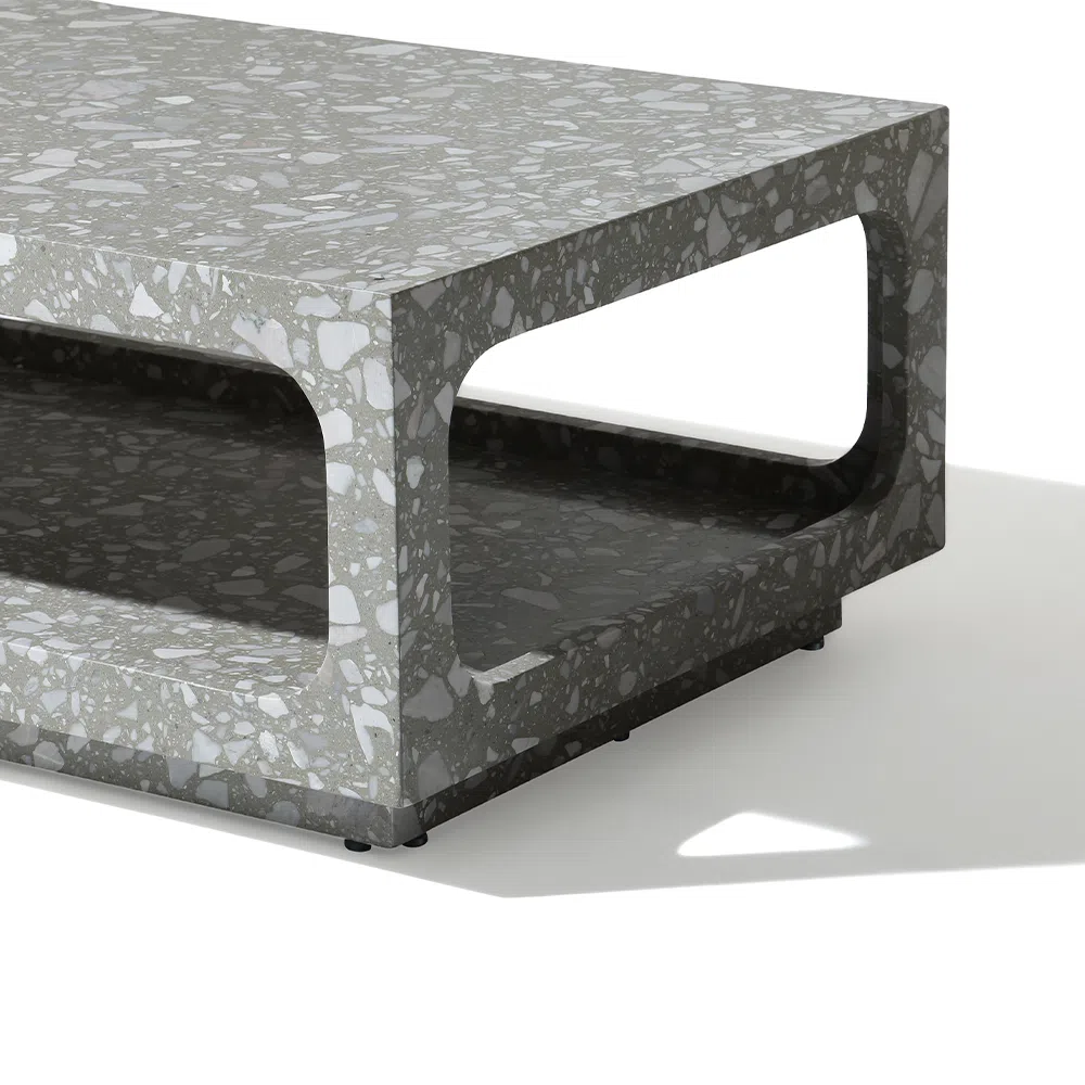 Coffee table UNITED STRANGERS Oval Moon