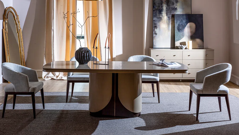 Dining chair HOLLY HUNT Minerva