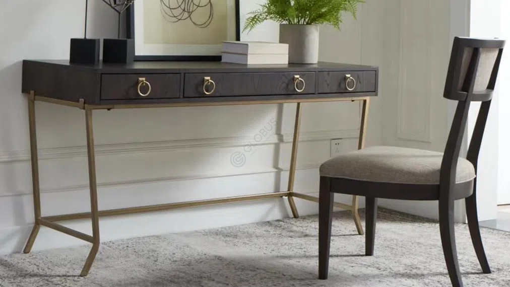 Desk UNIVERSAL FURNITURE Playlist