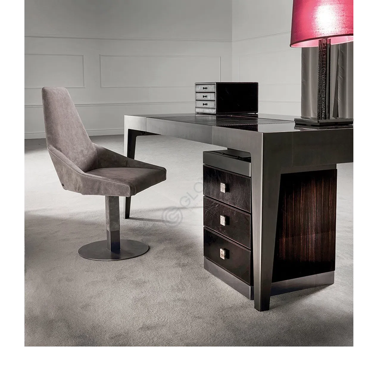 Desk LONGHI	 Gorky