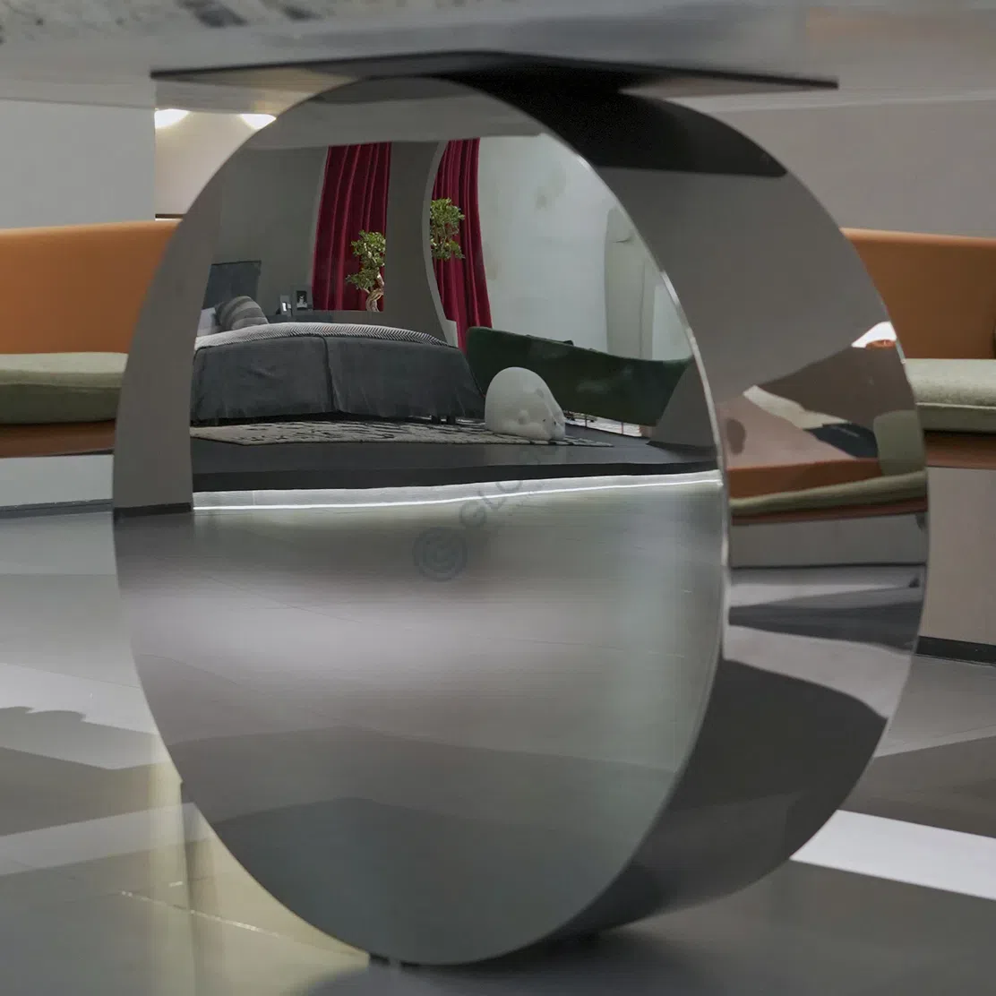 Dining table Pomodoro