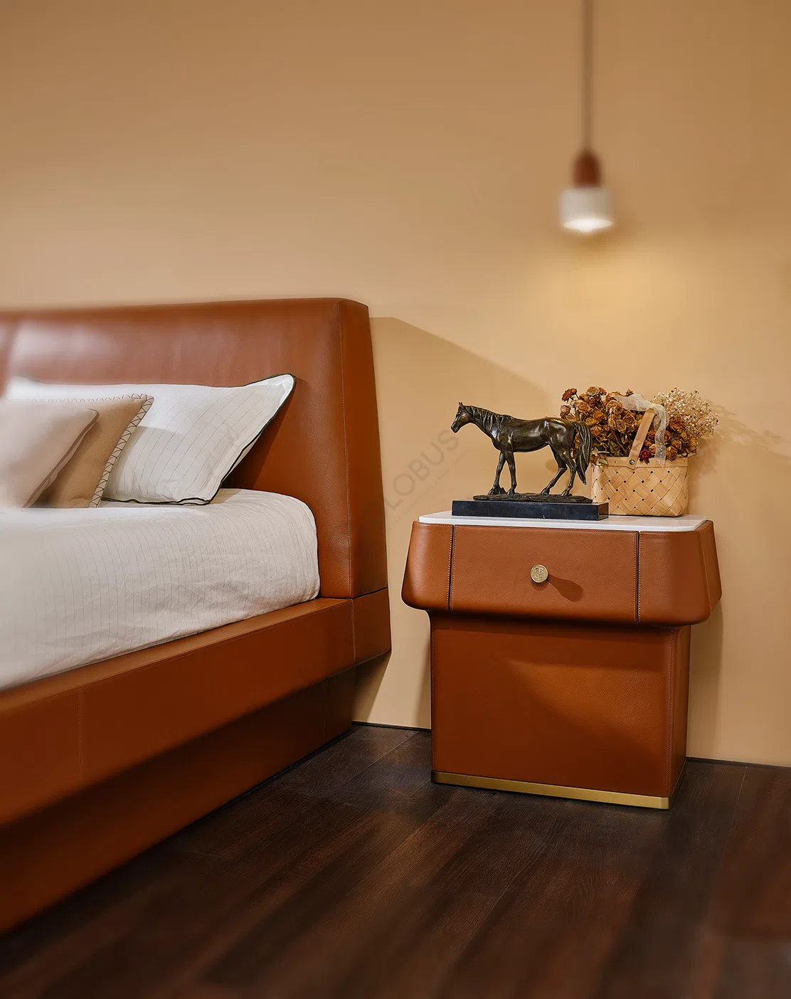 Bedside table Robertina