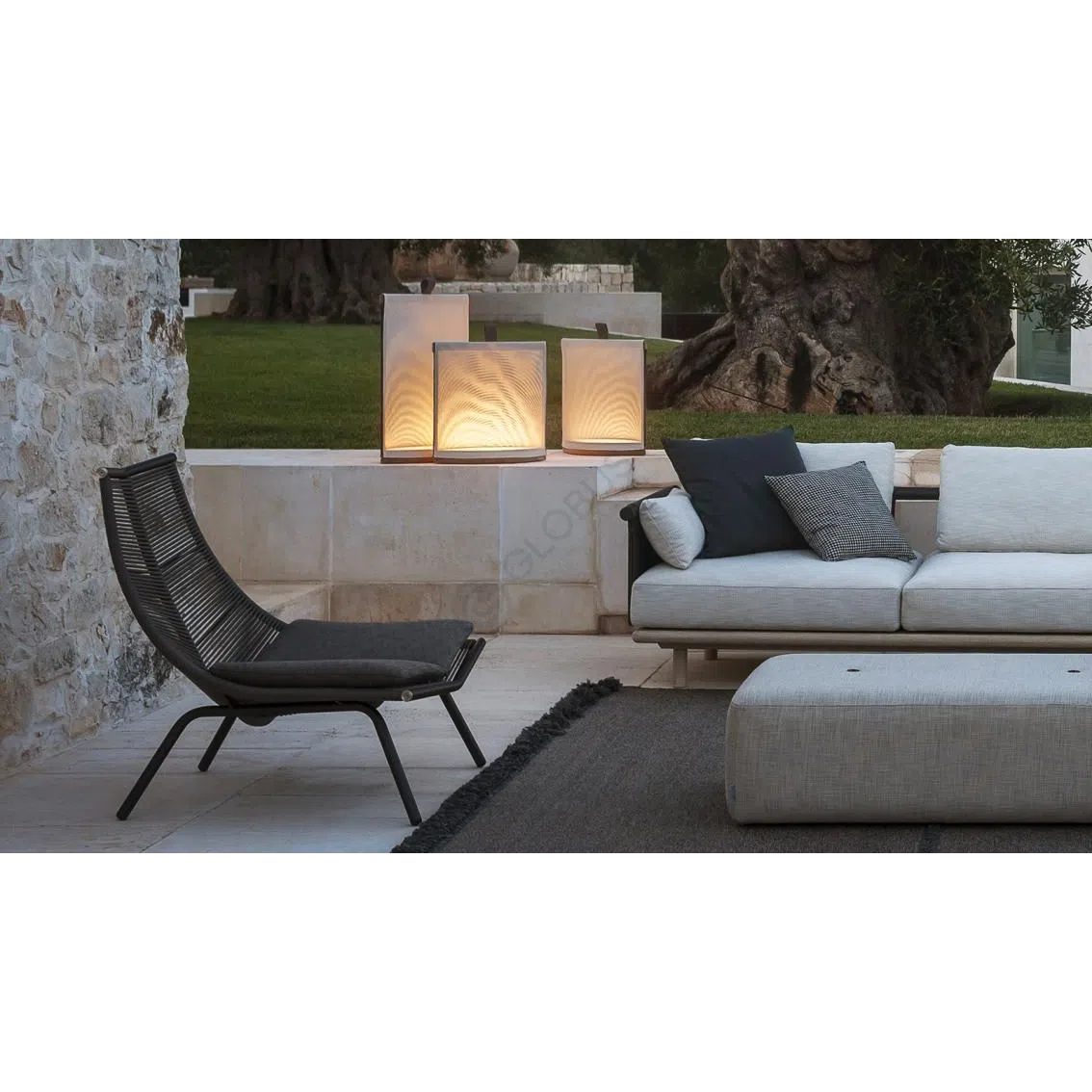 Outdoor armchair RODA Laze