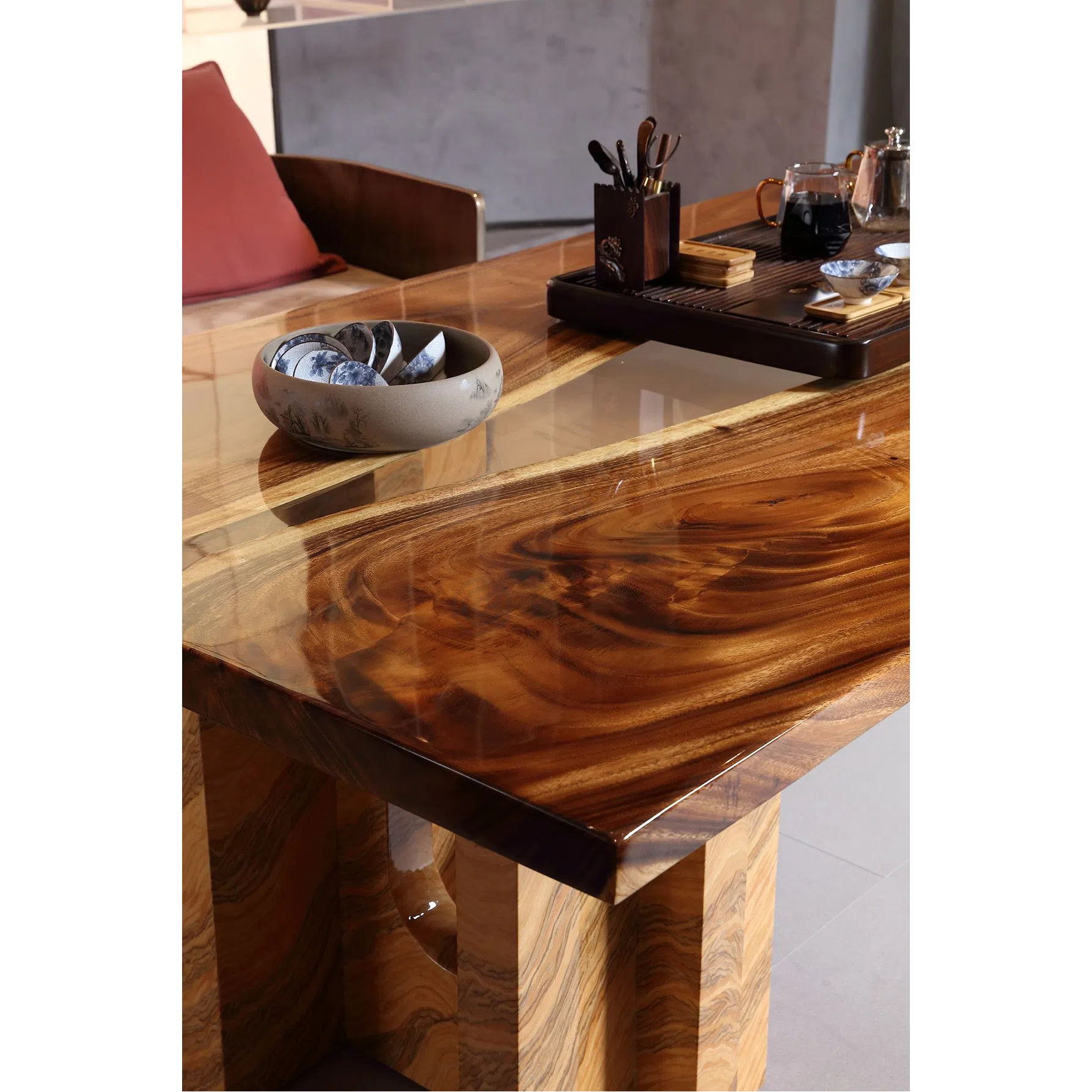 Обеденный стол Tartine