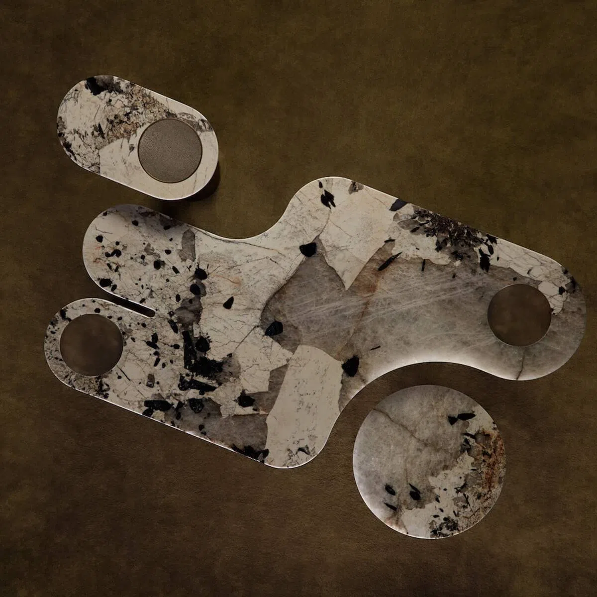 Coffee table APPARATUS