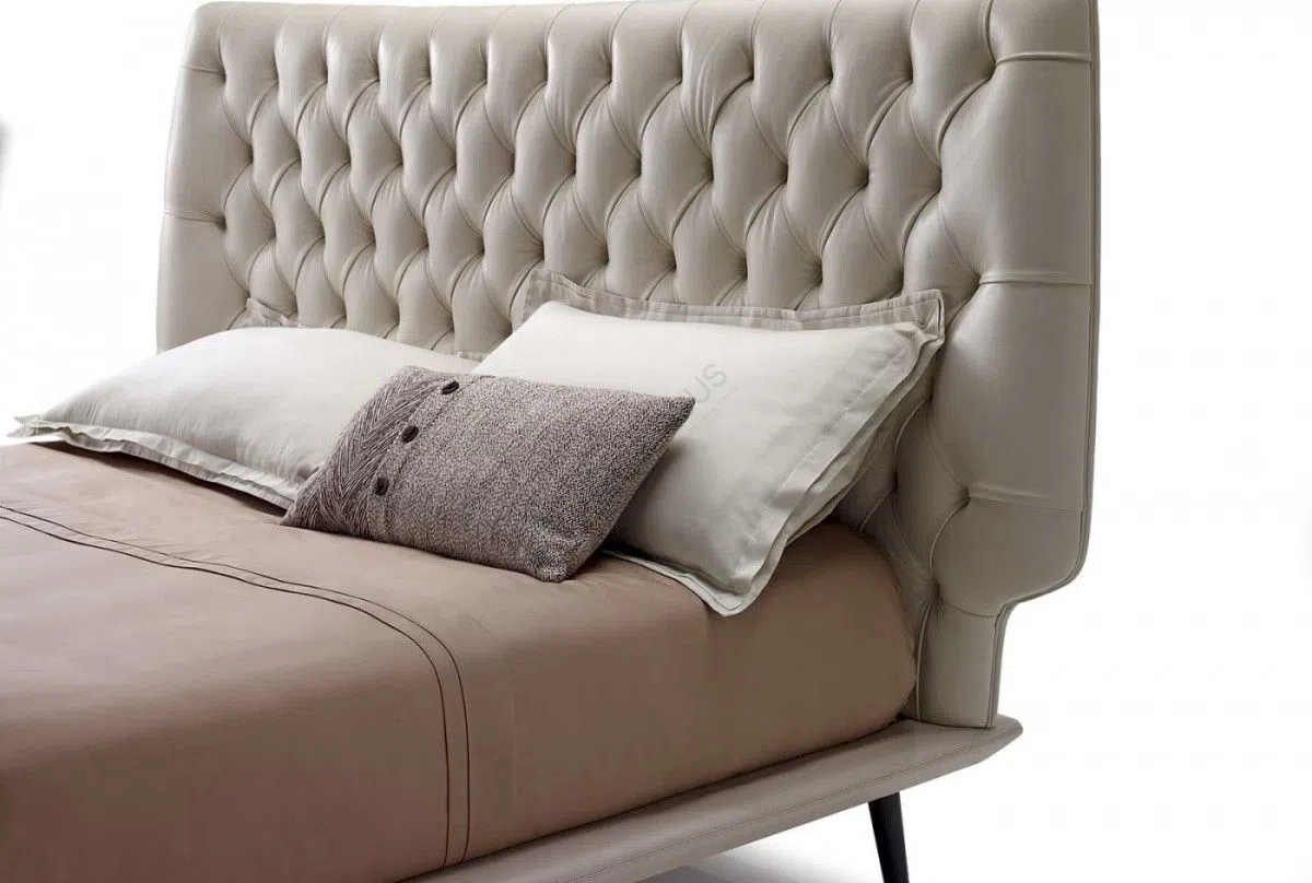 Bed NATUZZI ITALIA Dolchevita