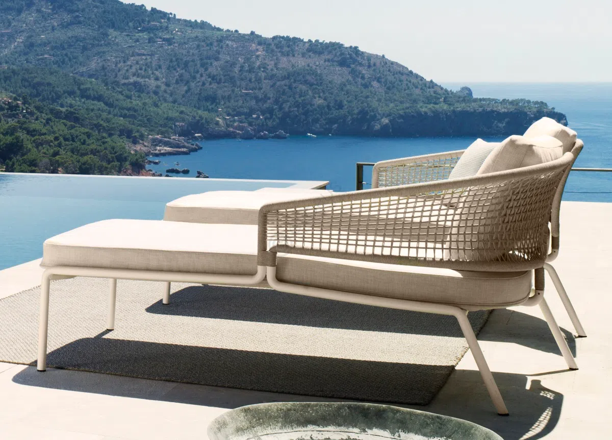 Sun Lounger TRIBU Contour