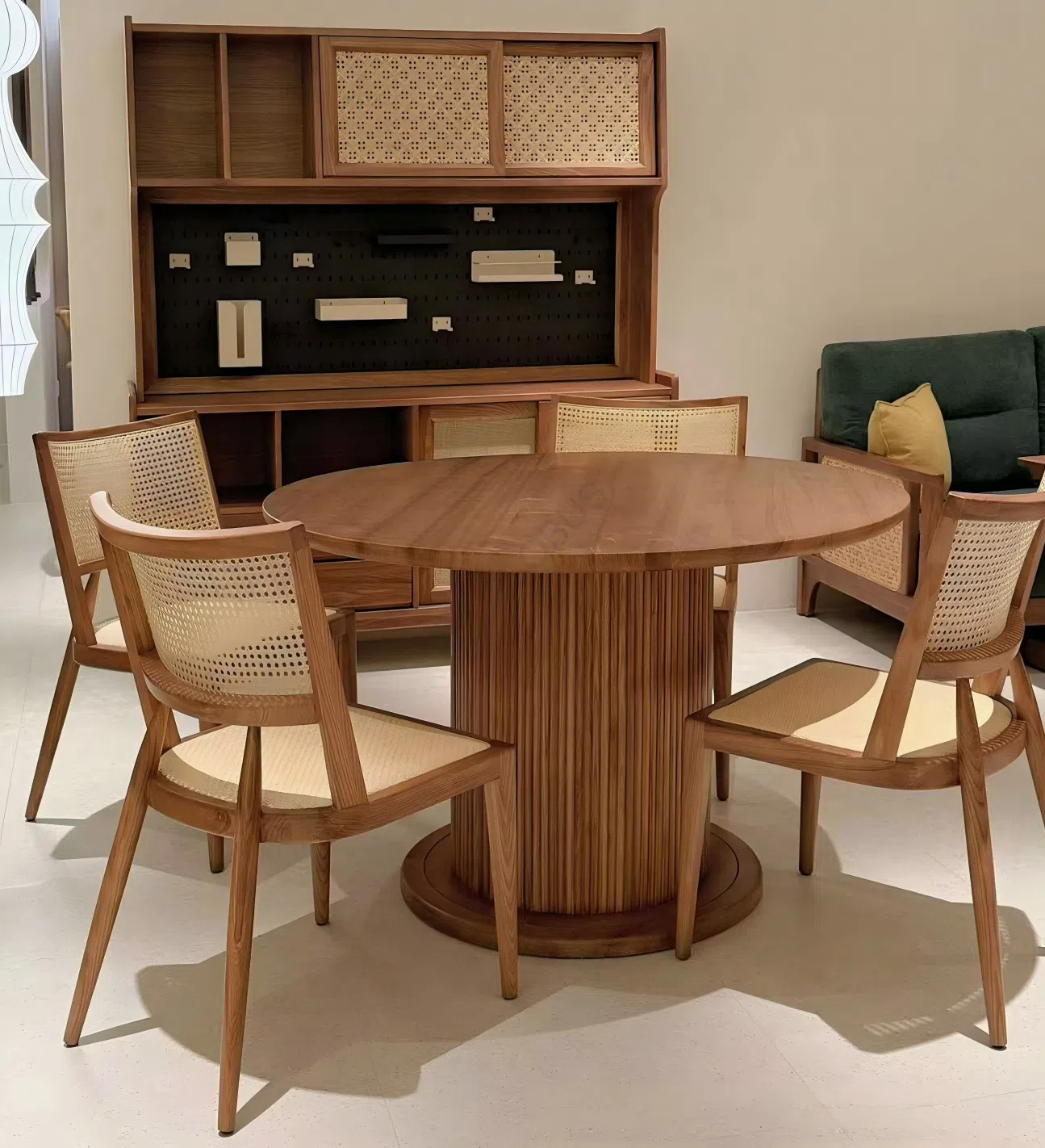 Dining table Calzare