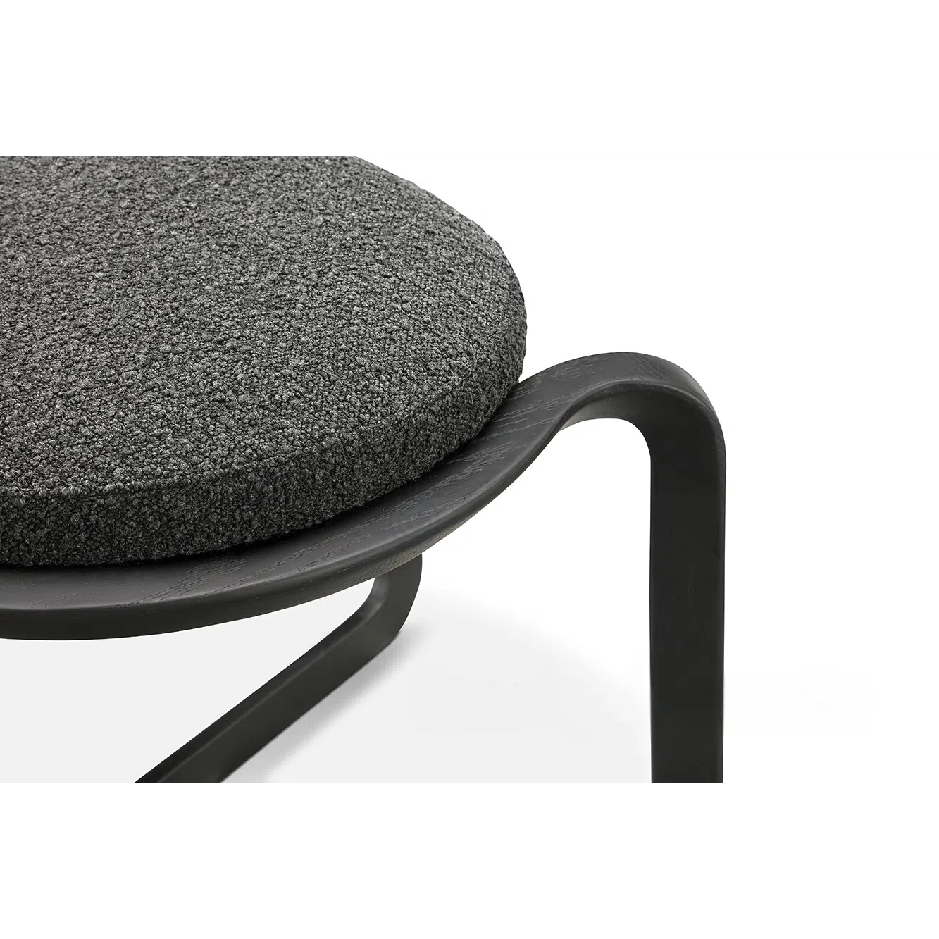 Табурет PENDHARA Akar