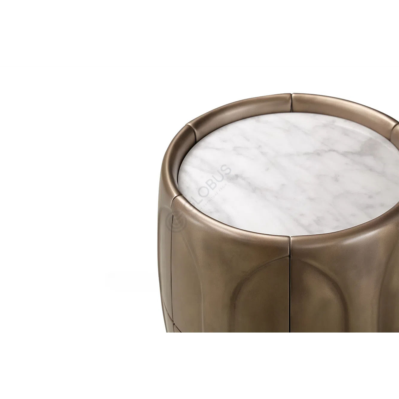 Угловой столик HESSENTIA Concave