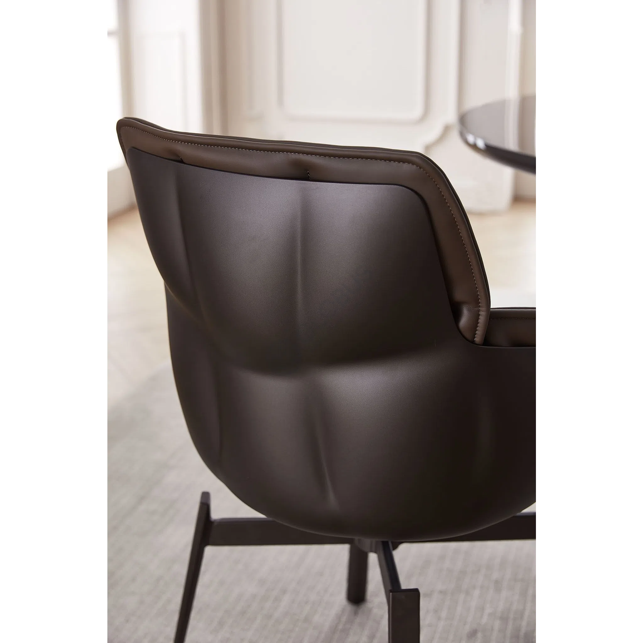 Обеденный стул B&B ITALIA Husk