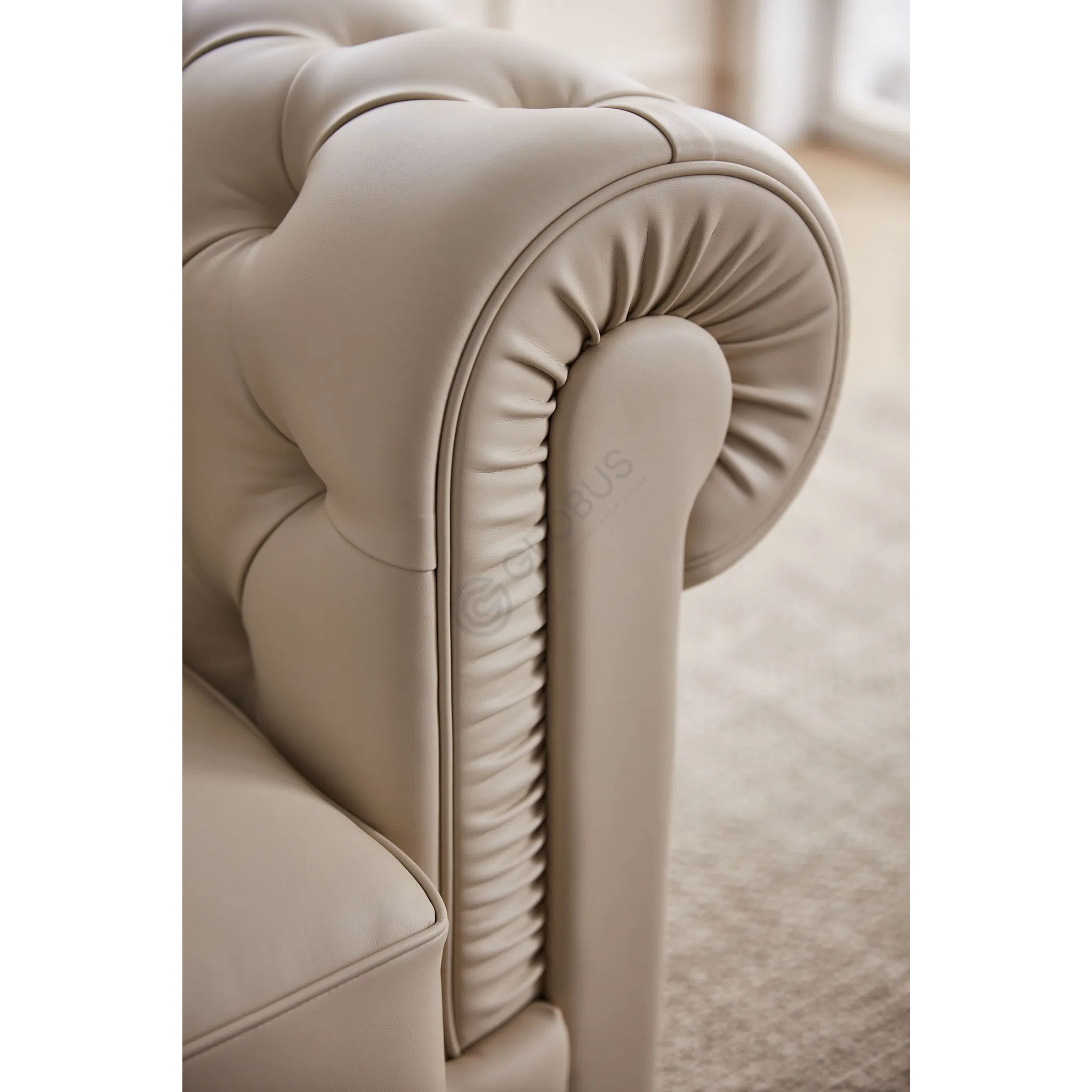 Sofa POLTRONA FRAU Chester One