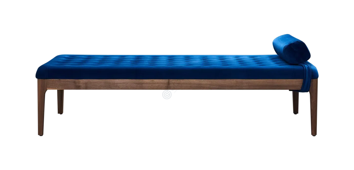 Couch PORADA Webby Day