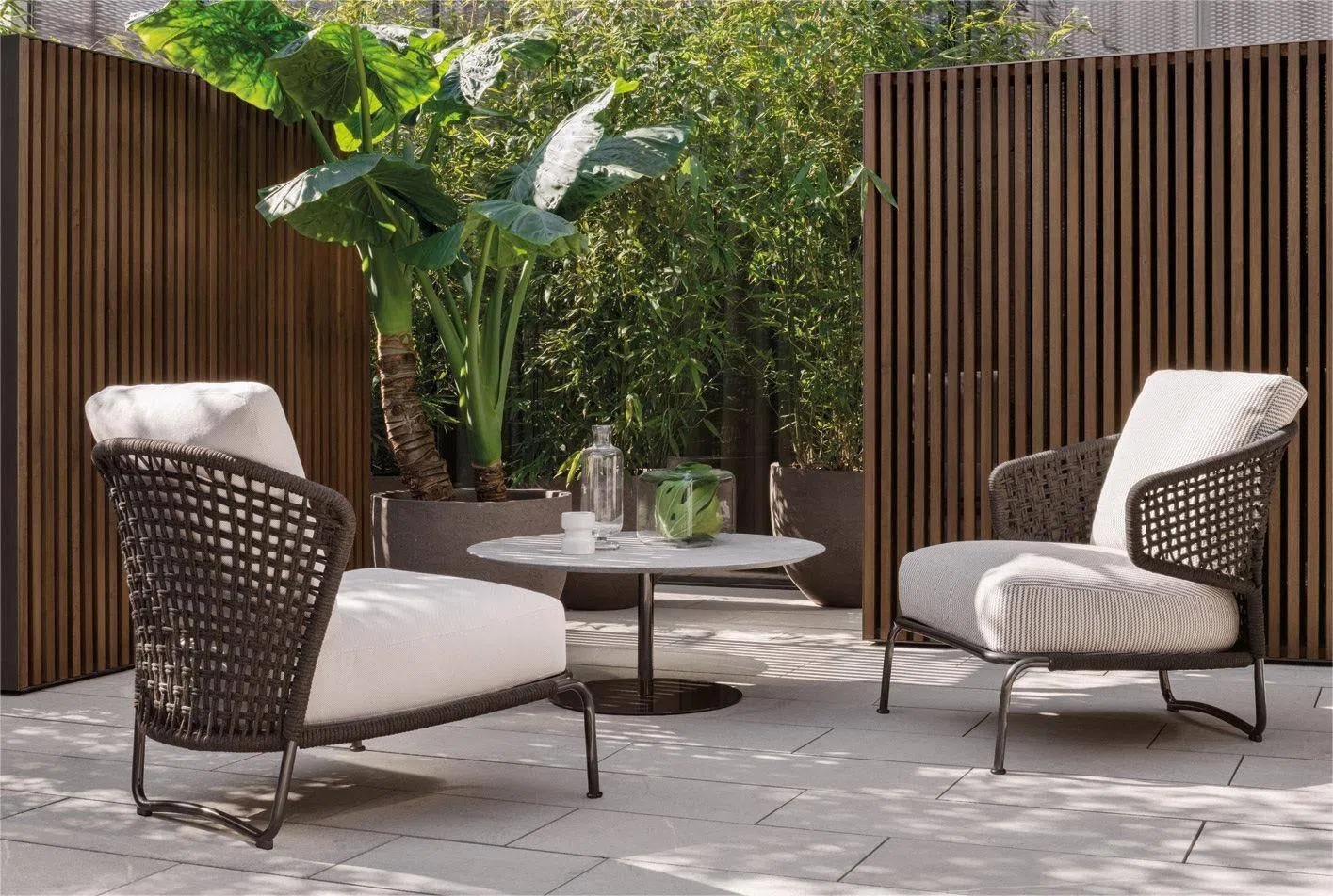 Outdoor armchair MINOTTI Aston