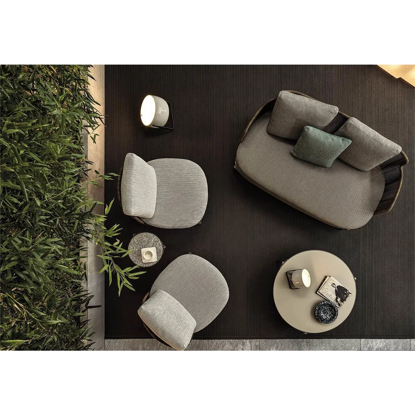 Outdoor sofa MINOTTI Tape Cord