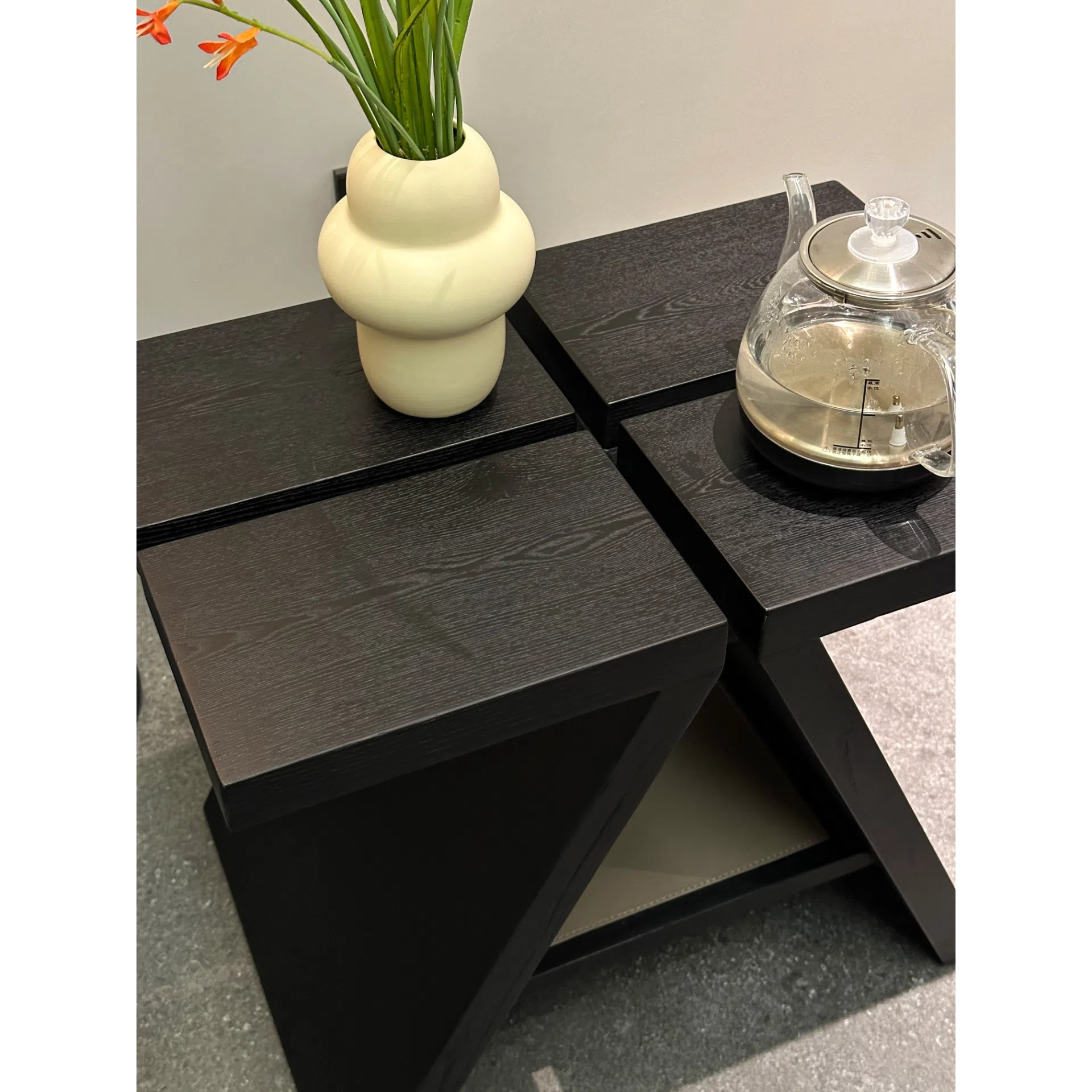 Side table FOGIA Supersolid Object 1