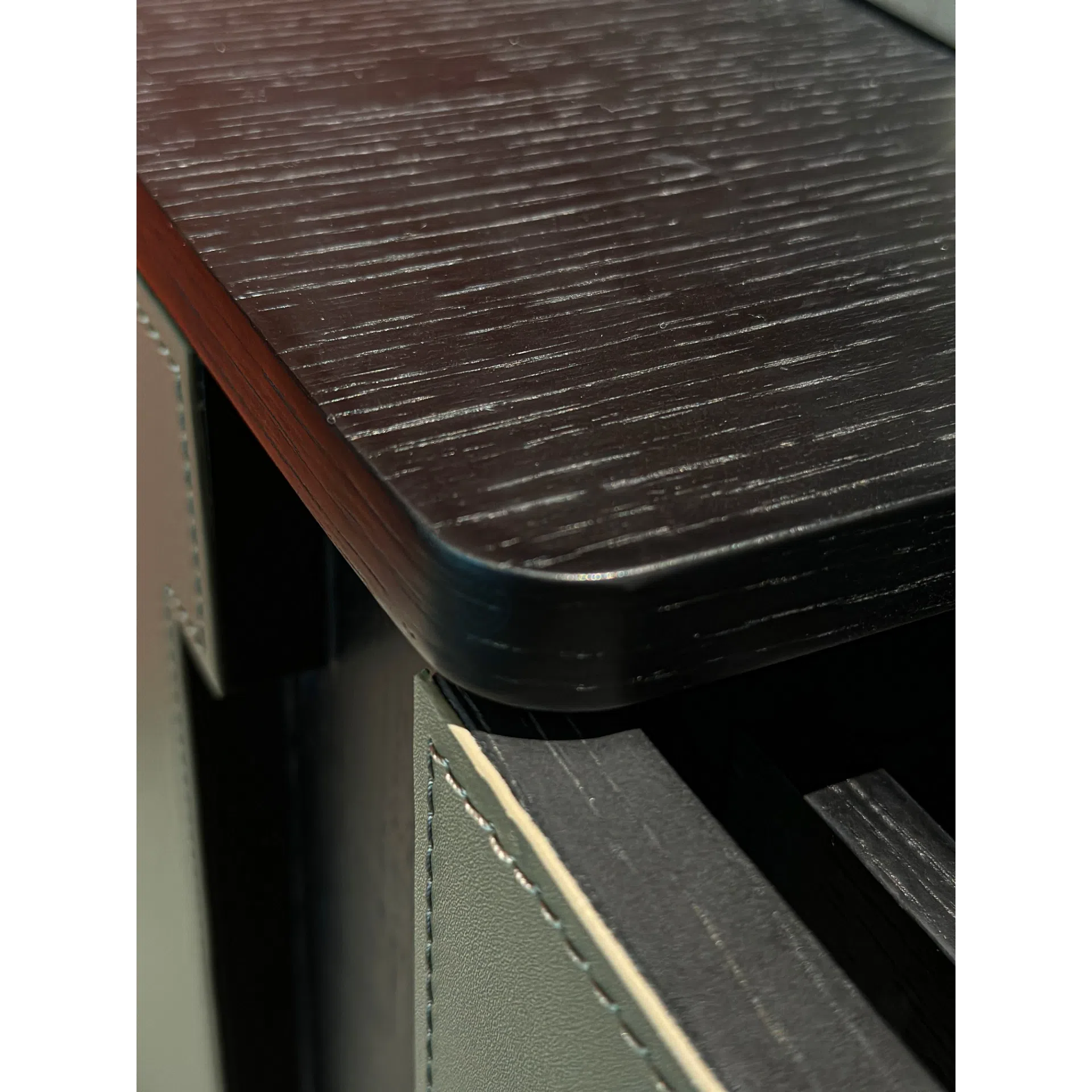 Bedside table POLTRONA FRAU Fidelio Notte