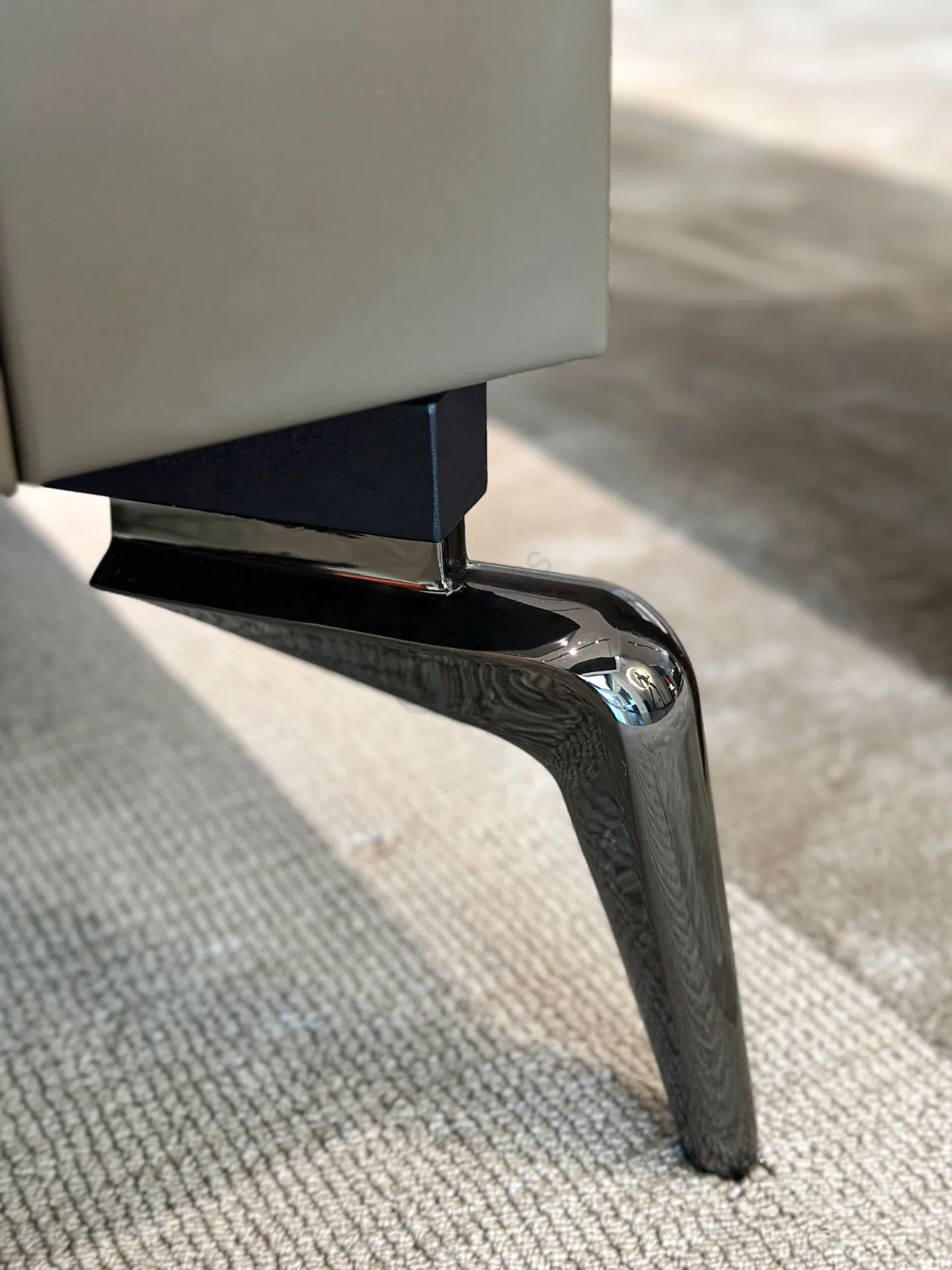 Bed POLTRONA FRAU Mamy Blue