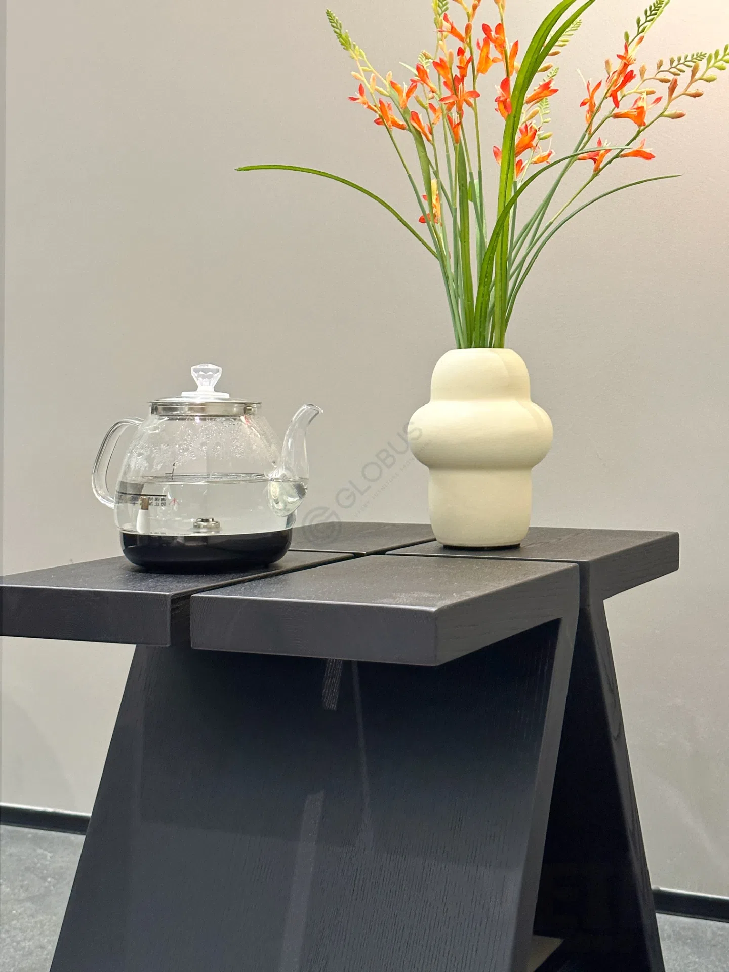 Side table FOGIA Supersolid Object 1