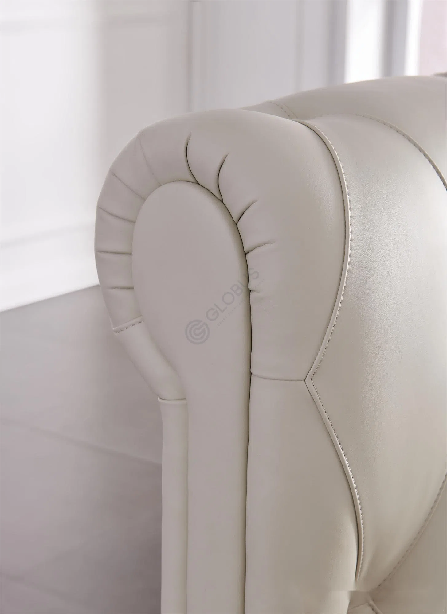 Bed POLTRONA FRAU Bluemoon