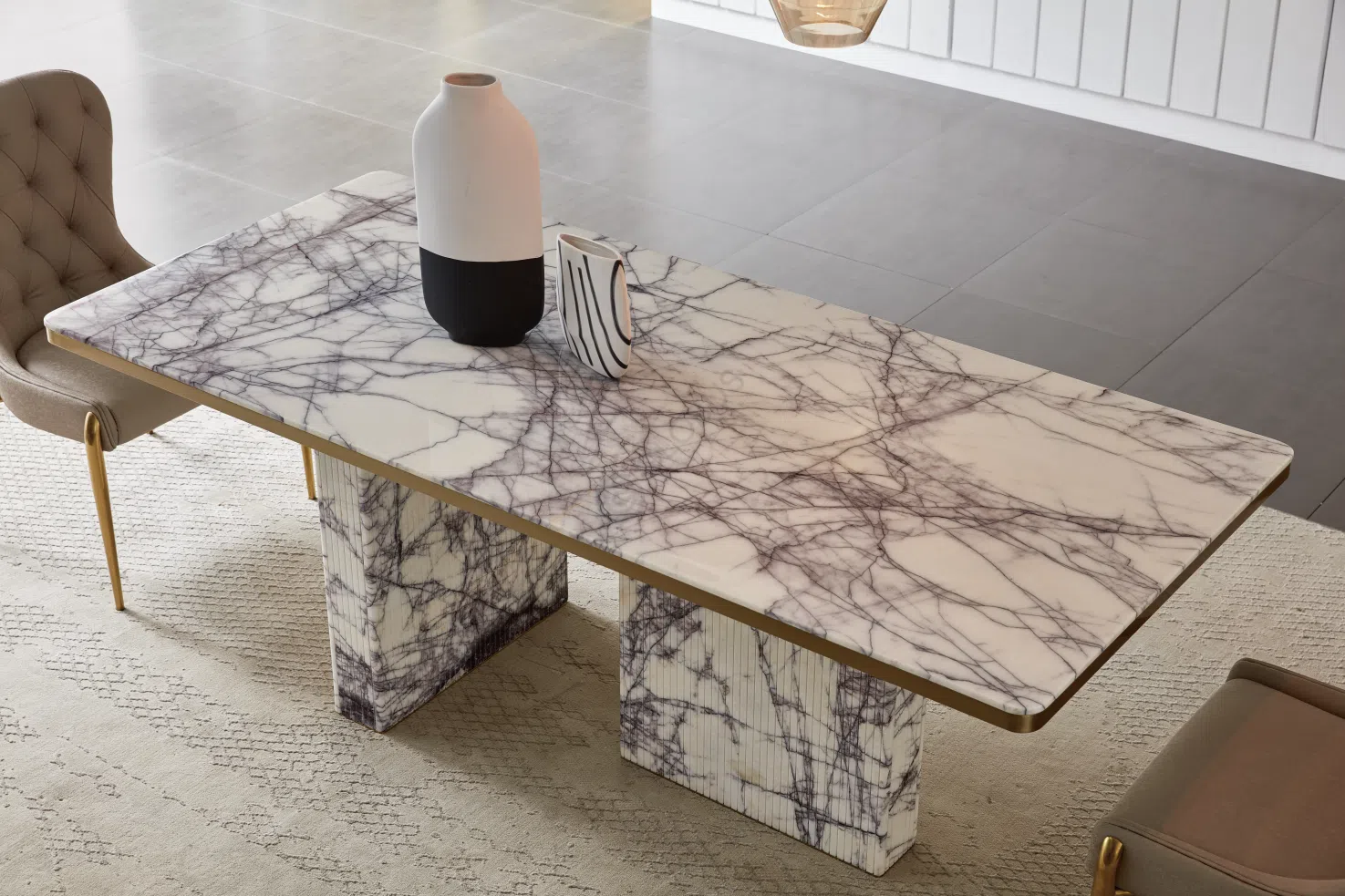 Dining table Fellini