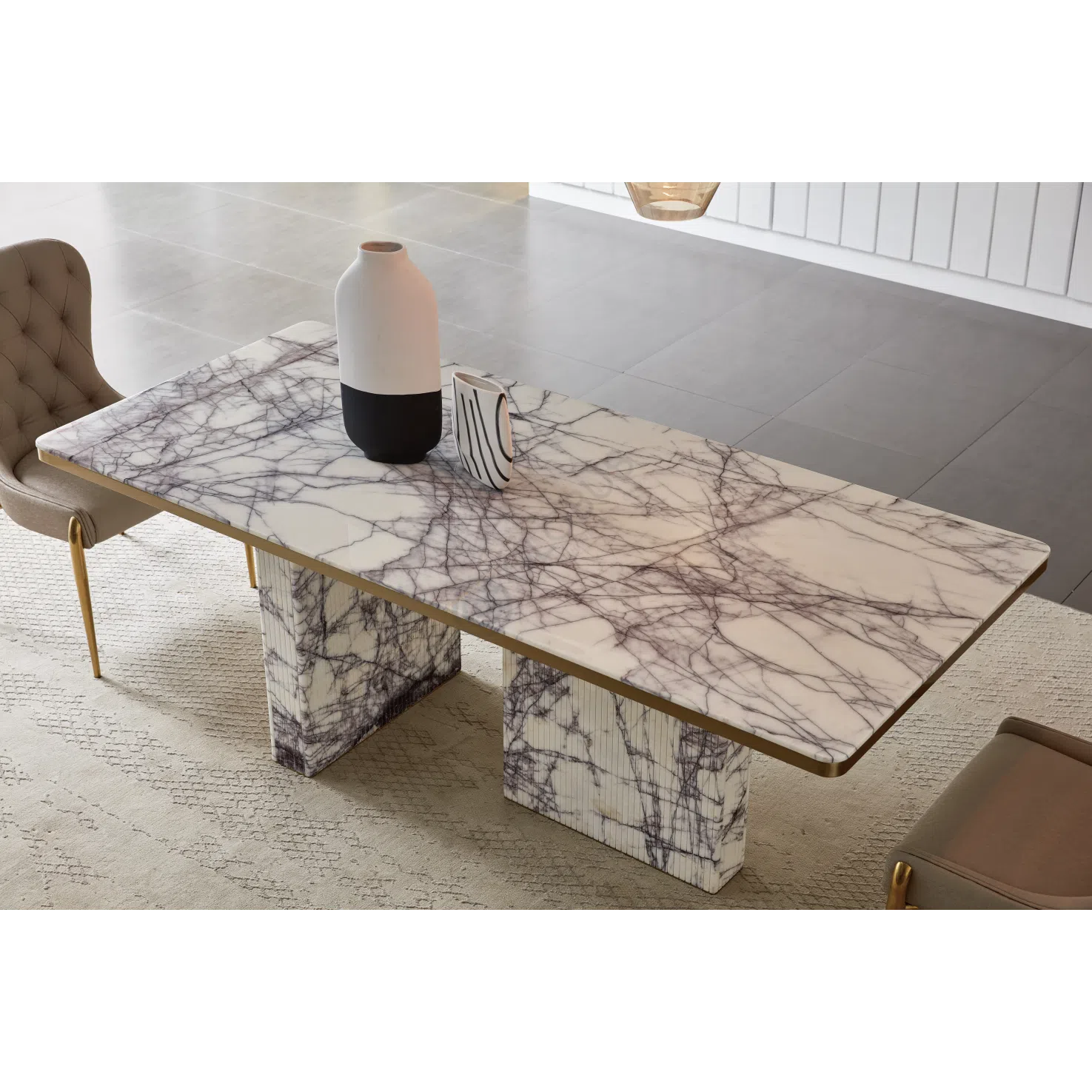 Dining table Fellini
