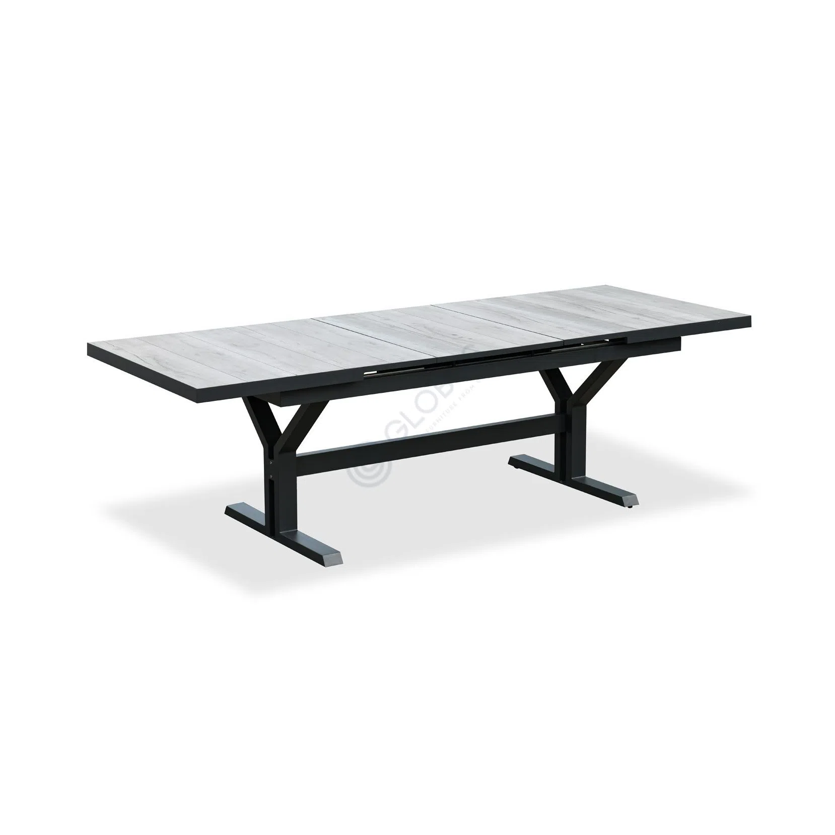Outdoor dining table Bravilla