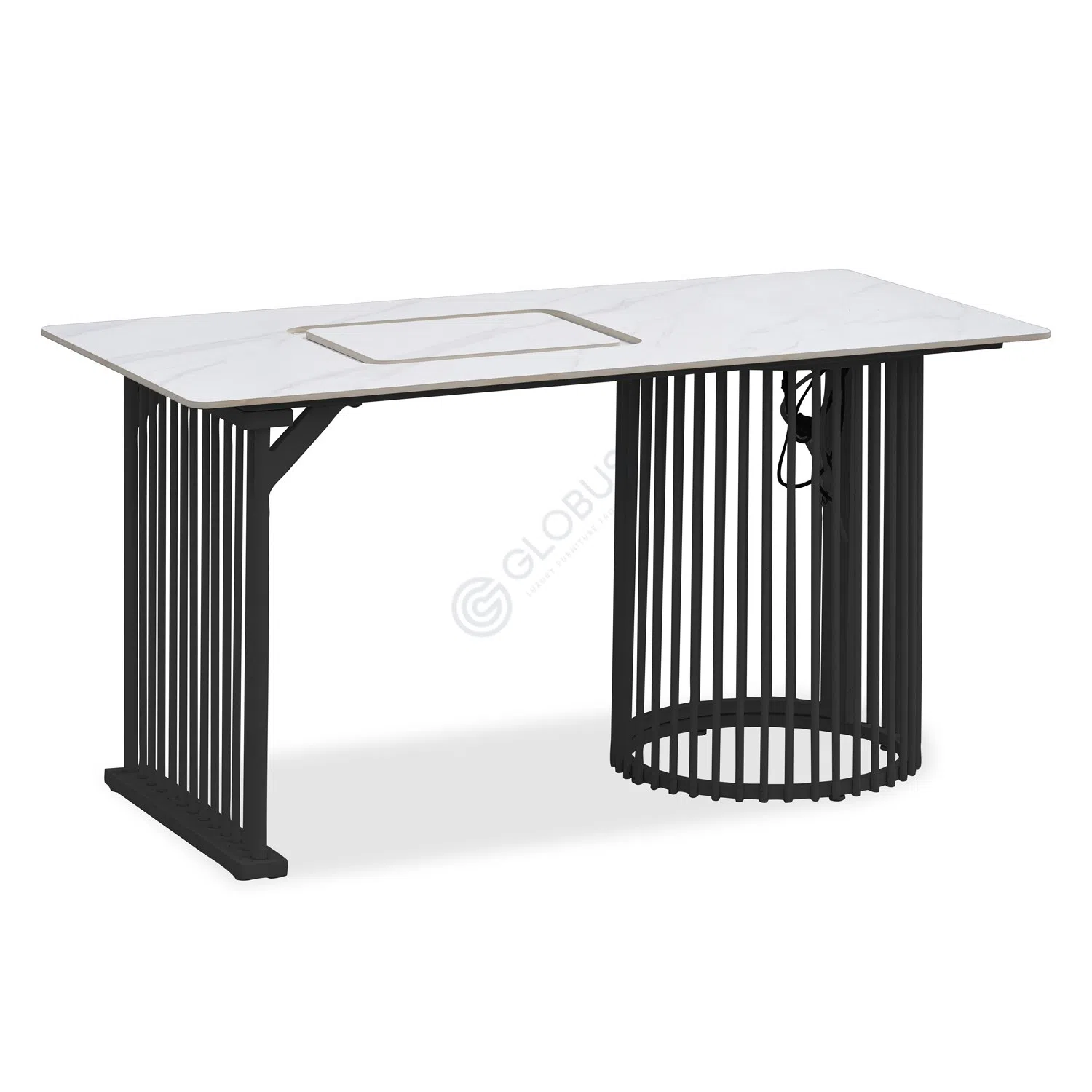 Outdoor dining table Oblique