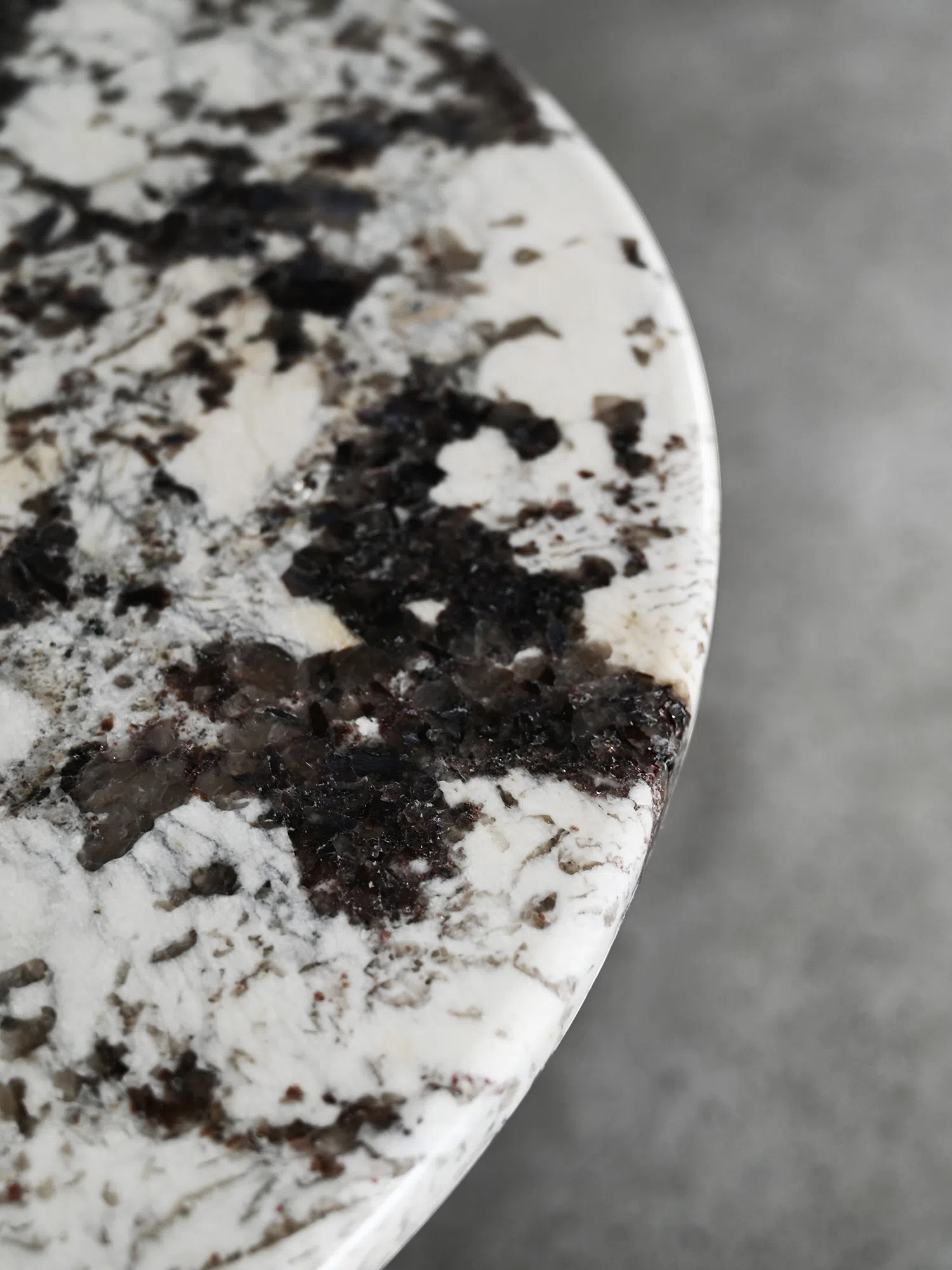 Coffee table Tulipano