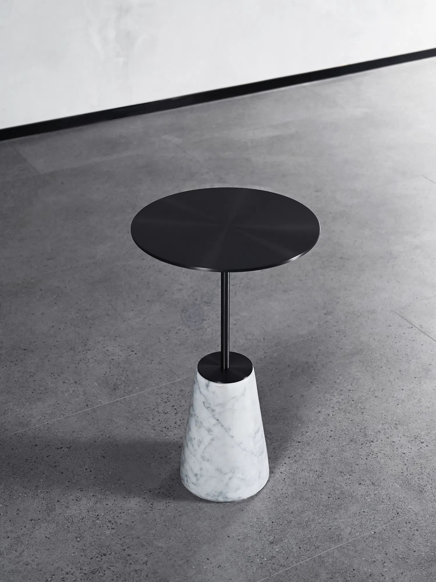 Side table Ciclamino