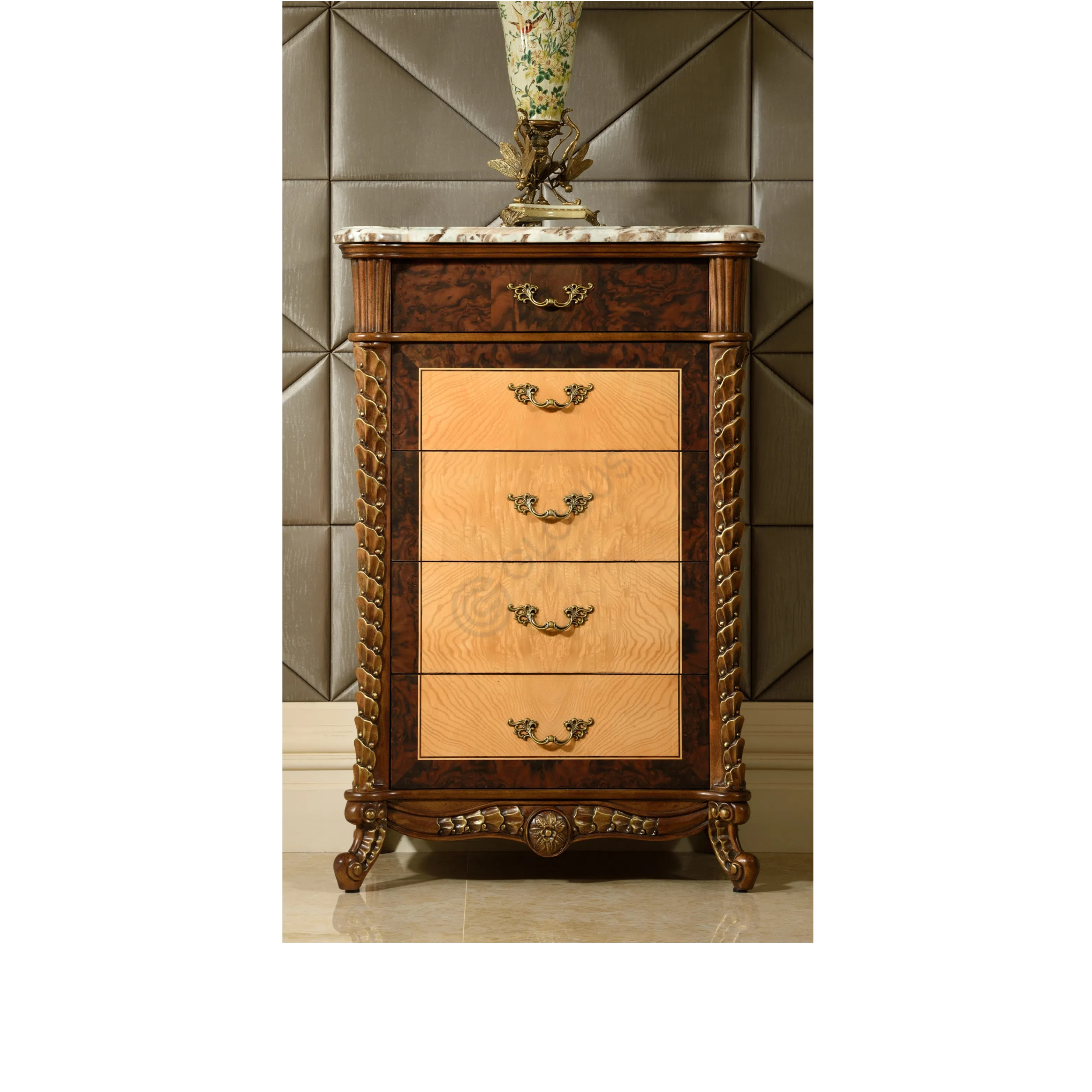 Dresser Wildhurst