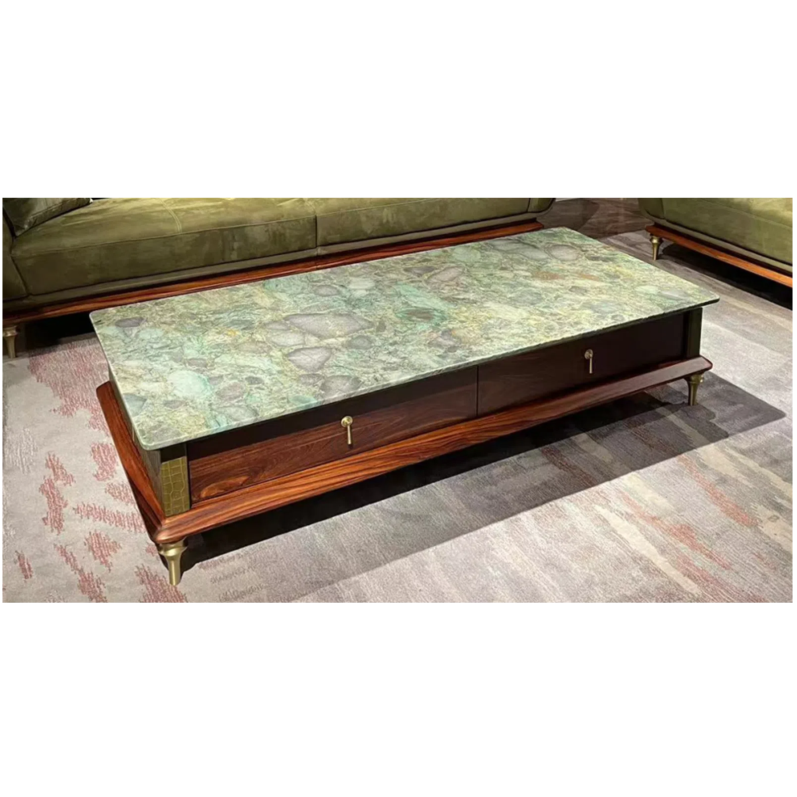 Coffee table Eileithyia