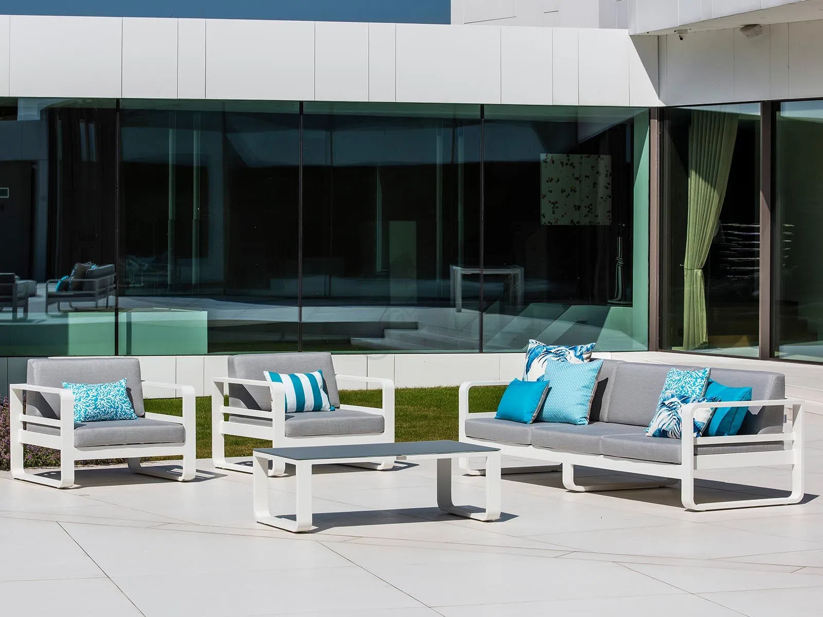 Outdoor coffee table Nolana