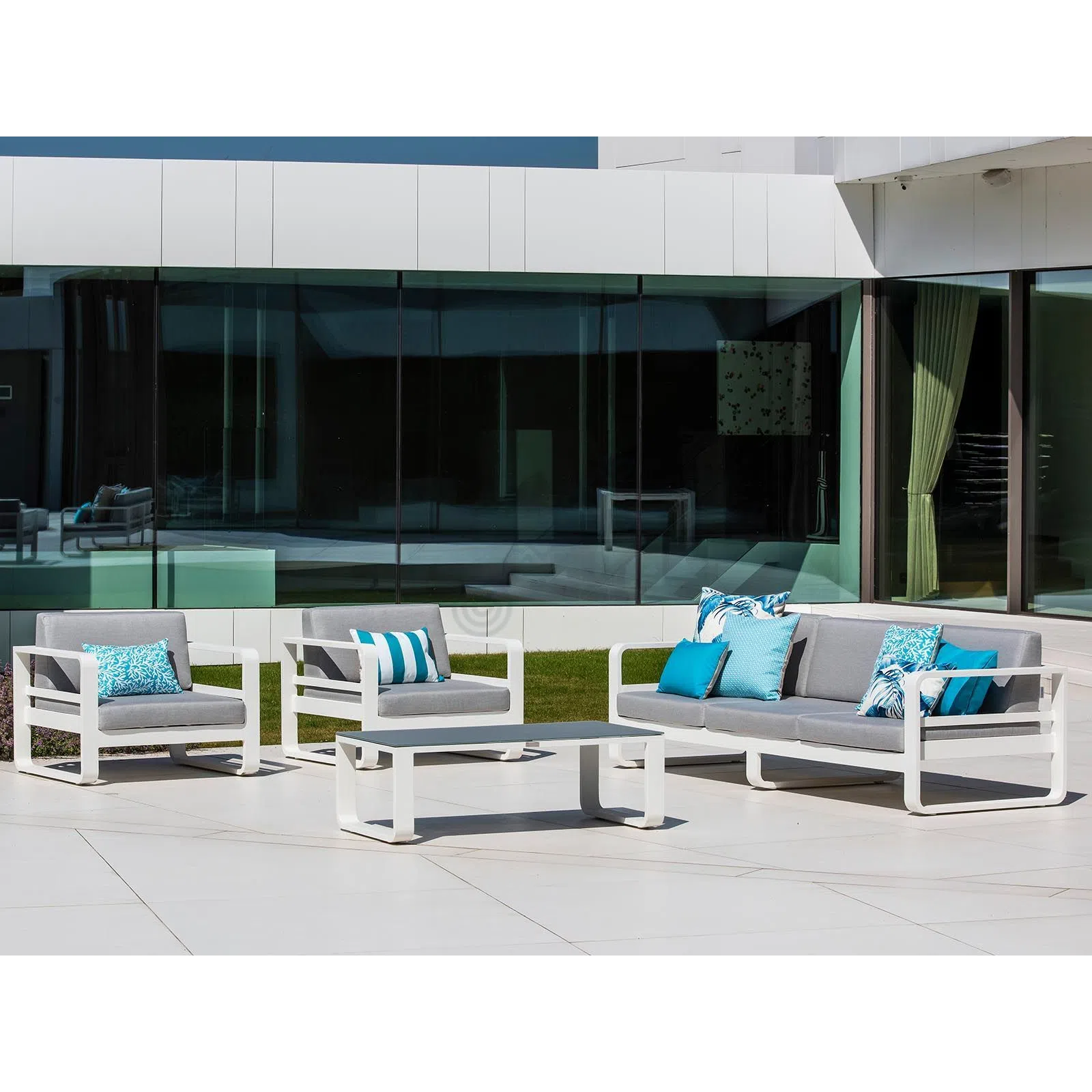 Outdoor armchair Avellette