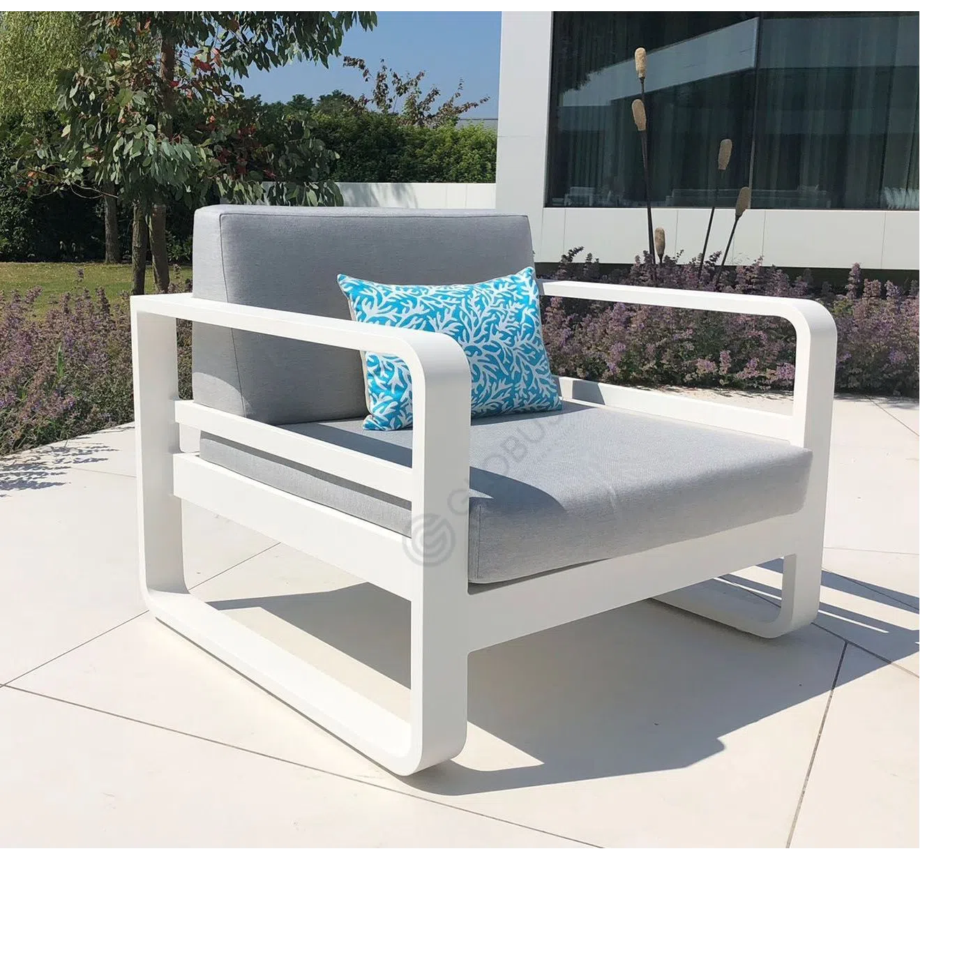 Outdoor armchair Avellette