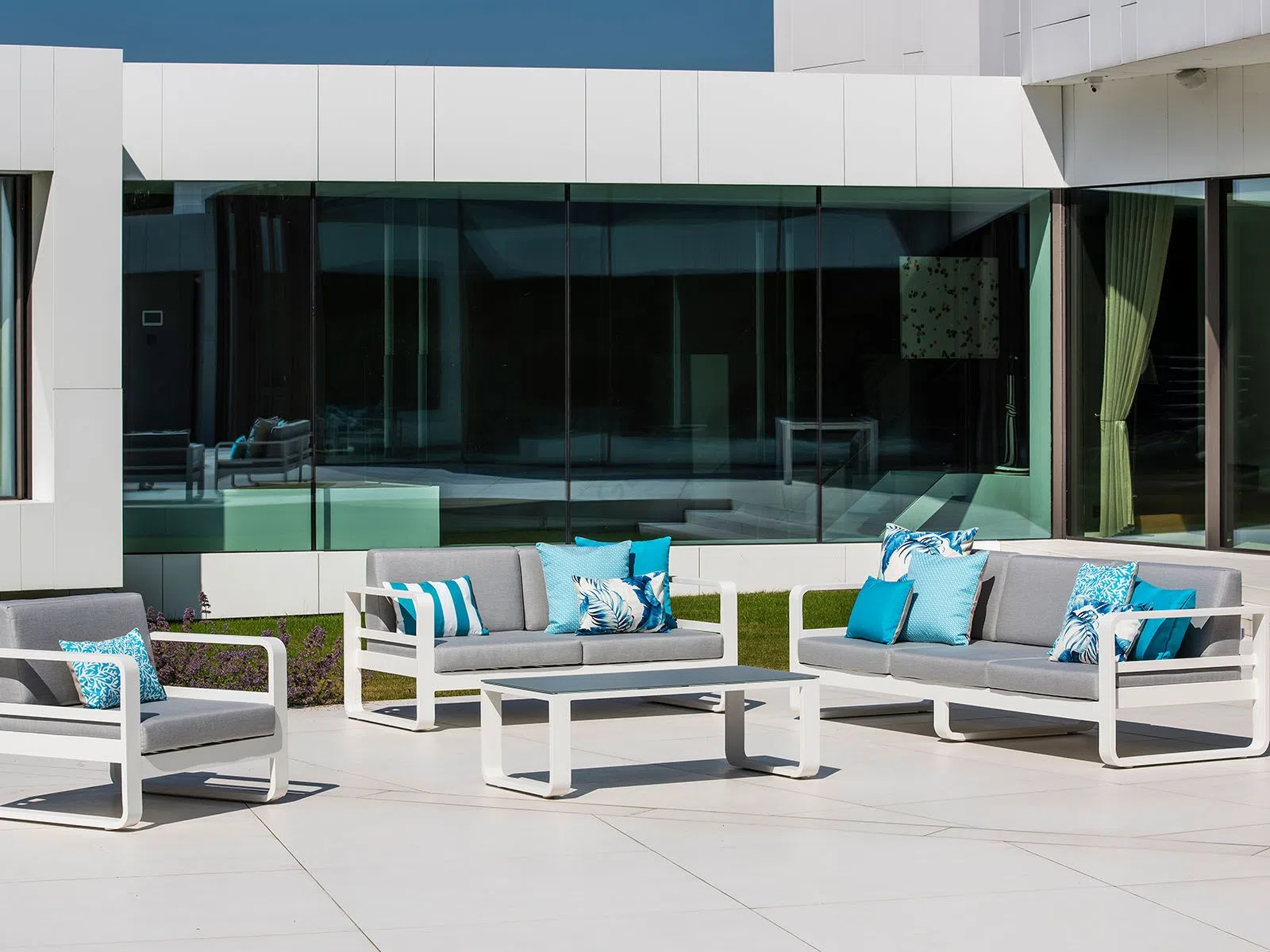 Outdoor coffee table Nolana