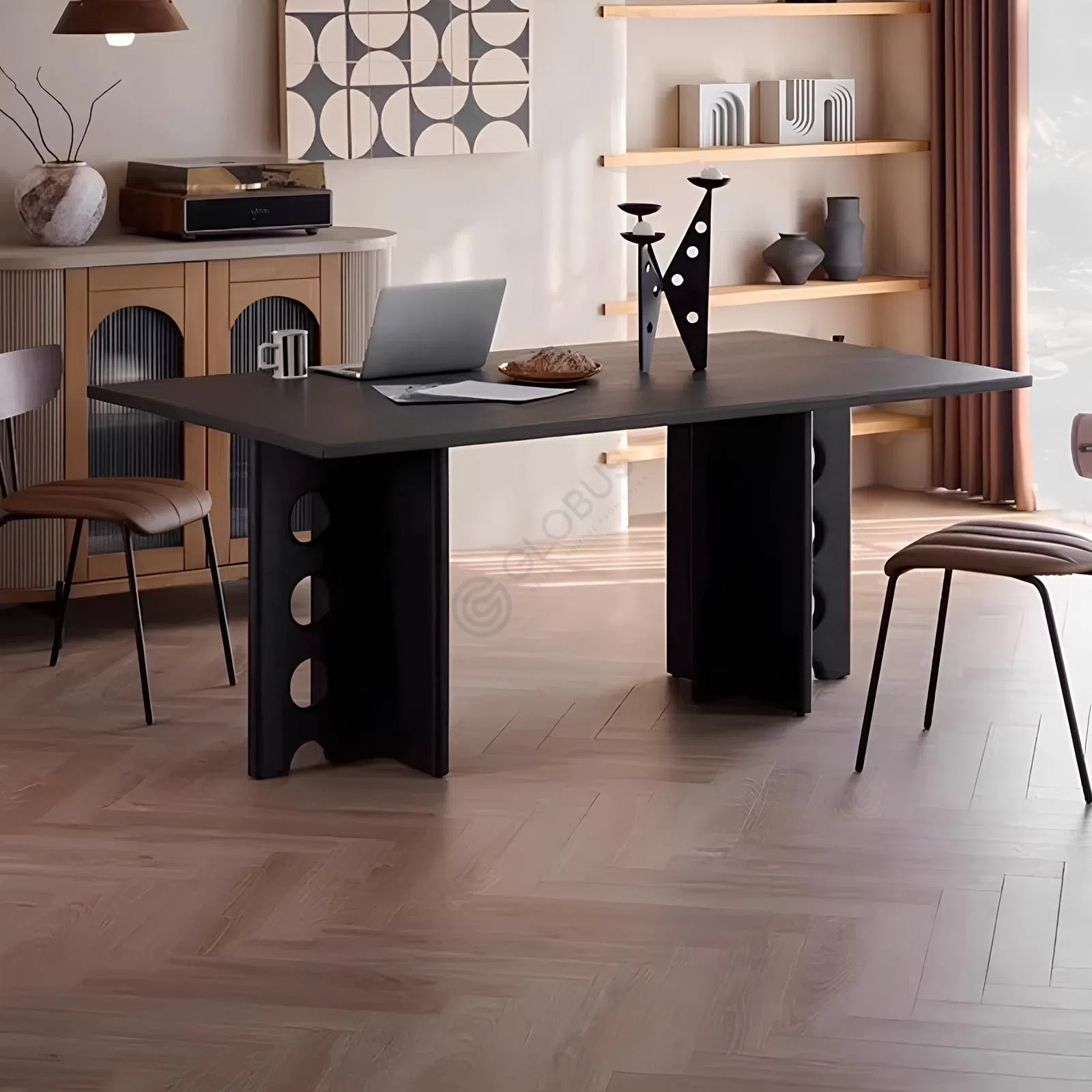 Dining table Eleganzo