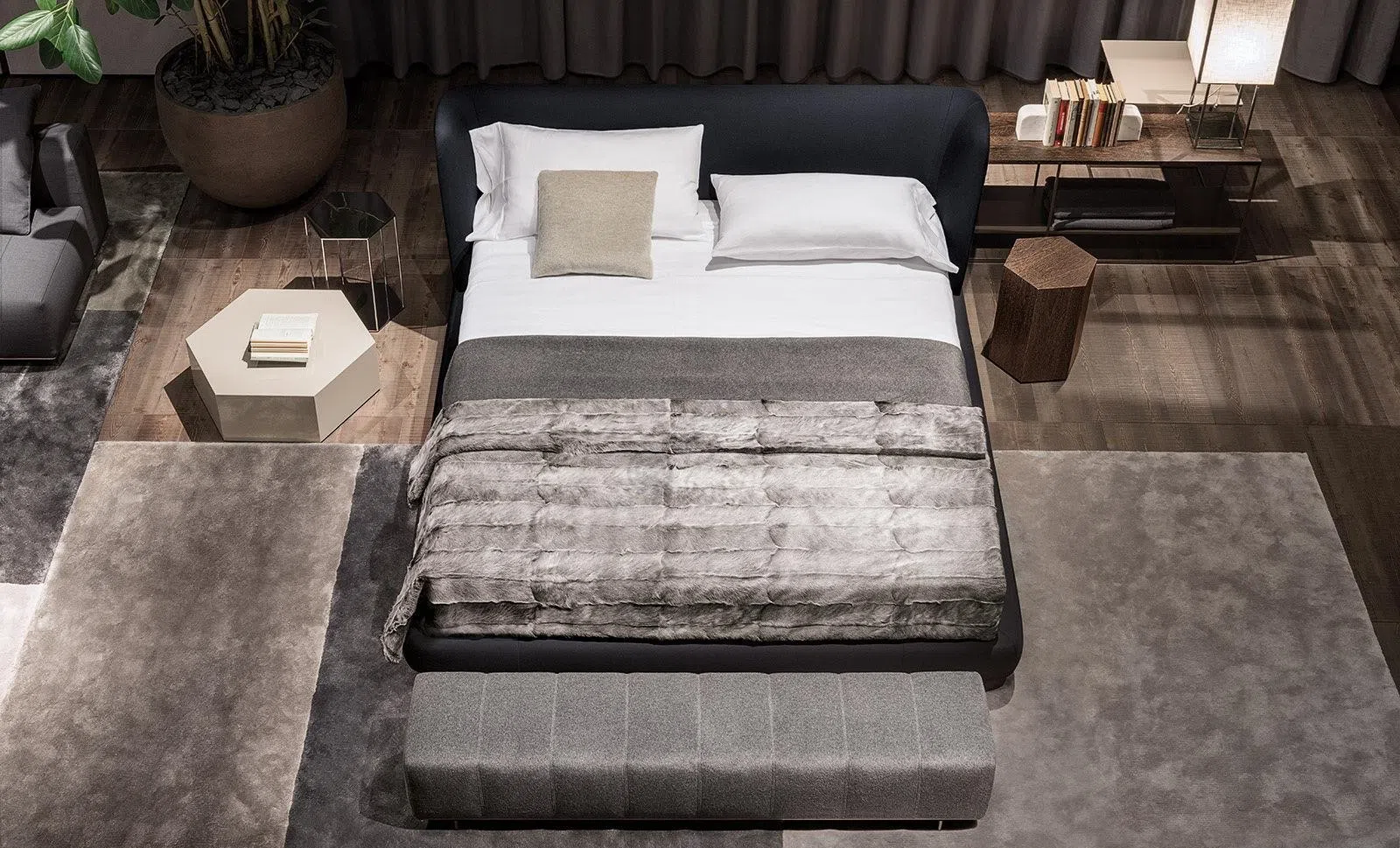 Bed MINOTTI Reeves