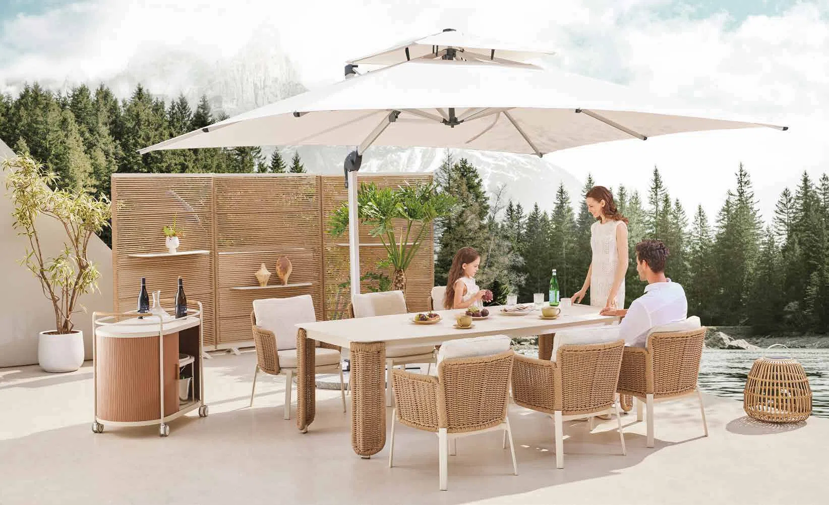Outdoor dining table Mignon