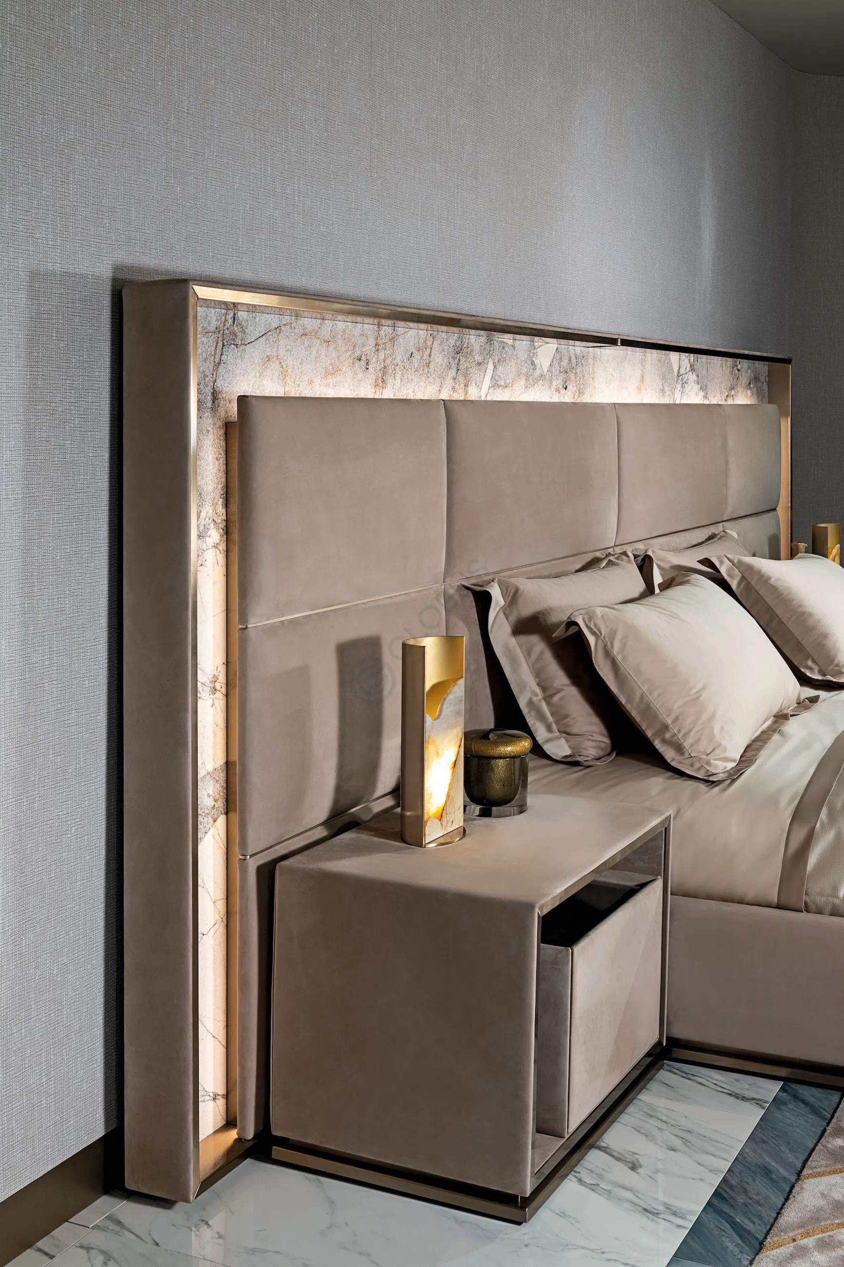 Bedside table VISIONNAIRE Aubade
