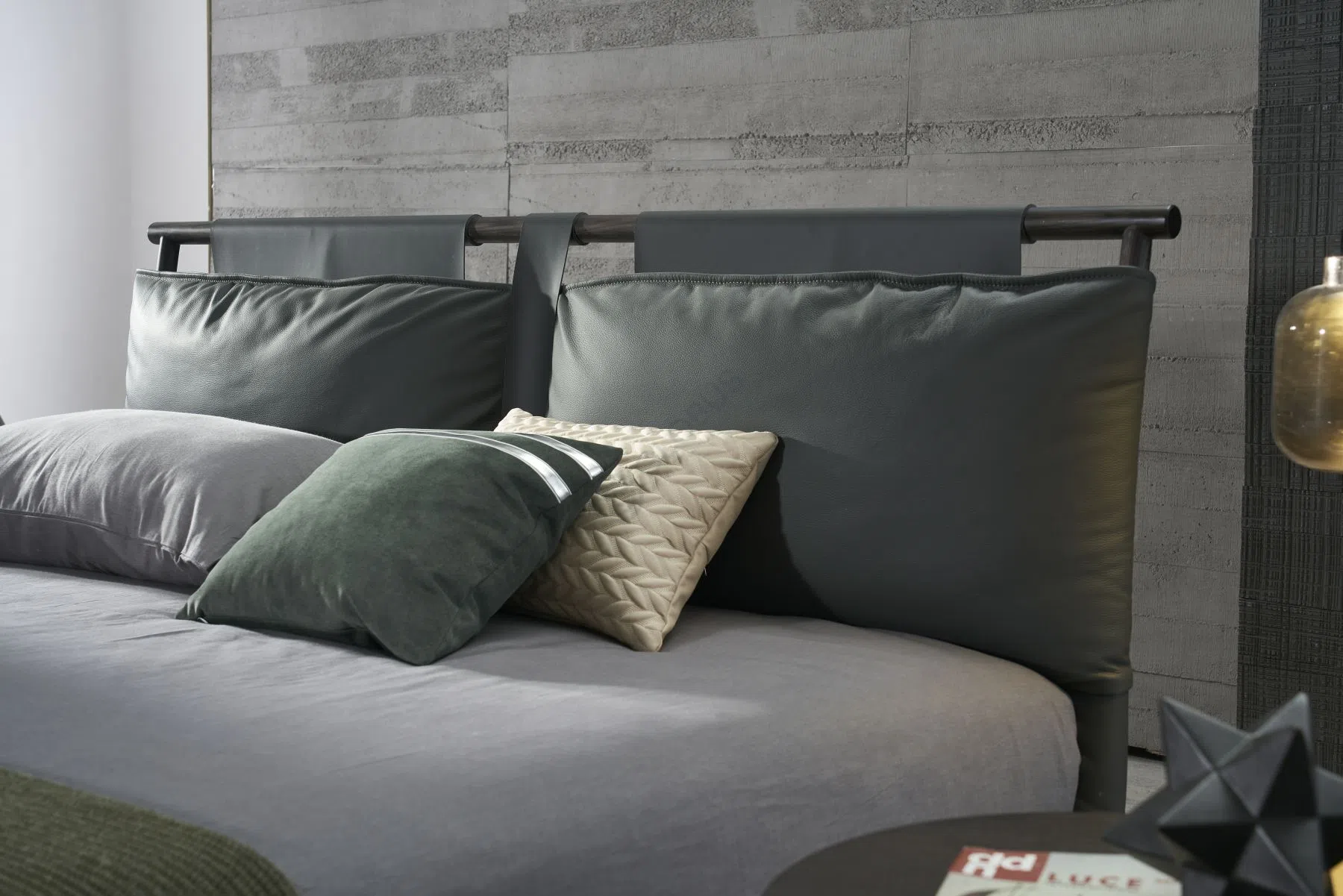 Bed POLTRONA FRAU Times