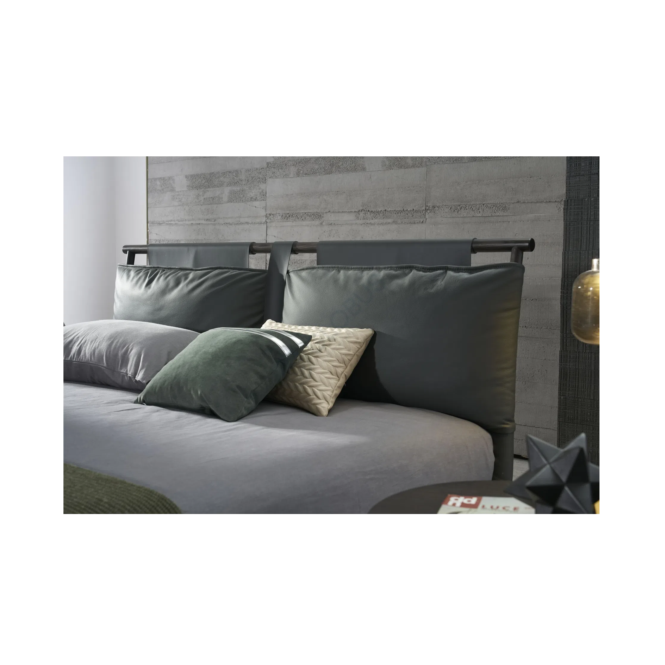 Bed POLTRONA FRAU Times