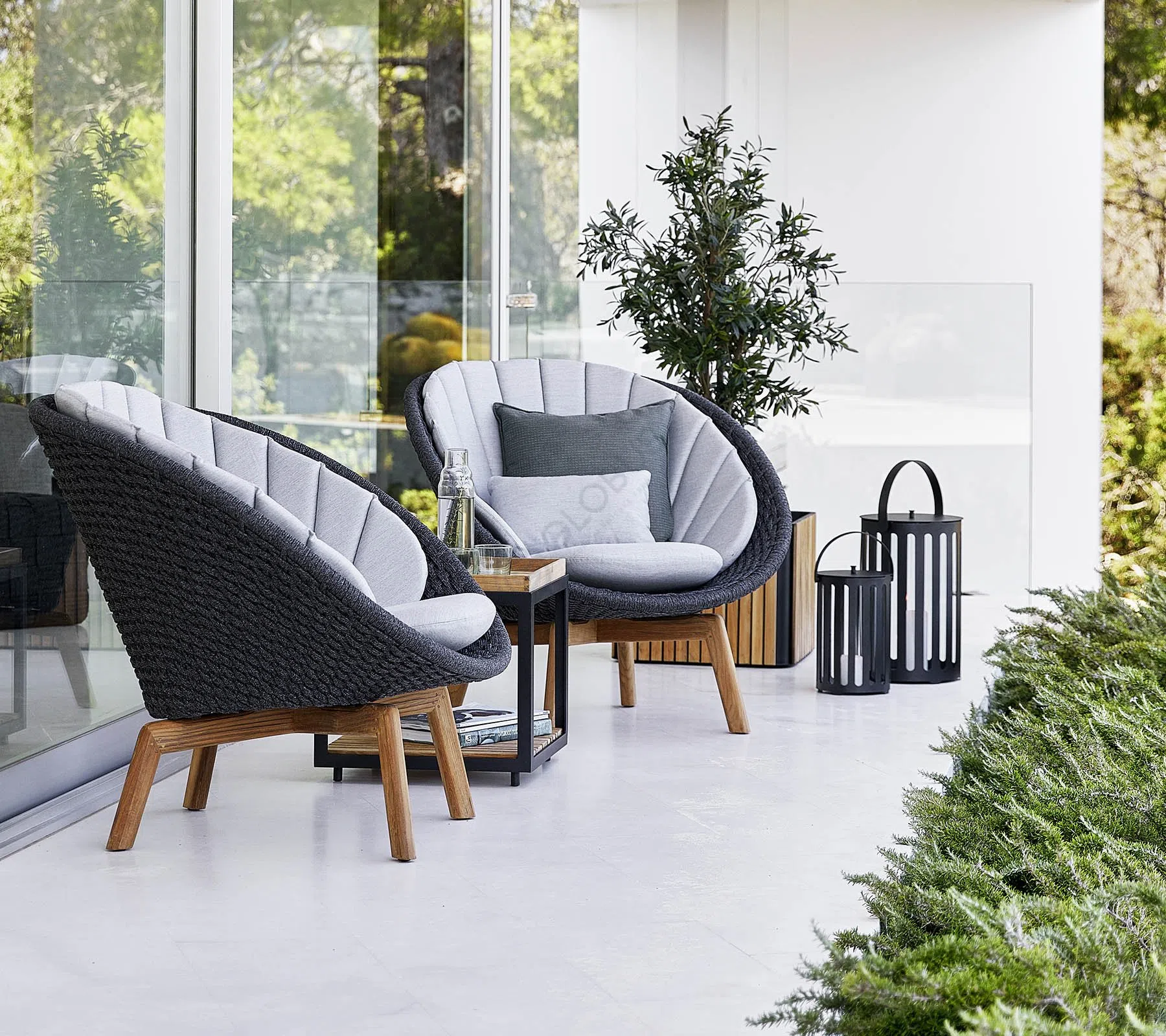 Outdoor armchair Sagaci