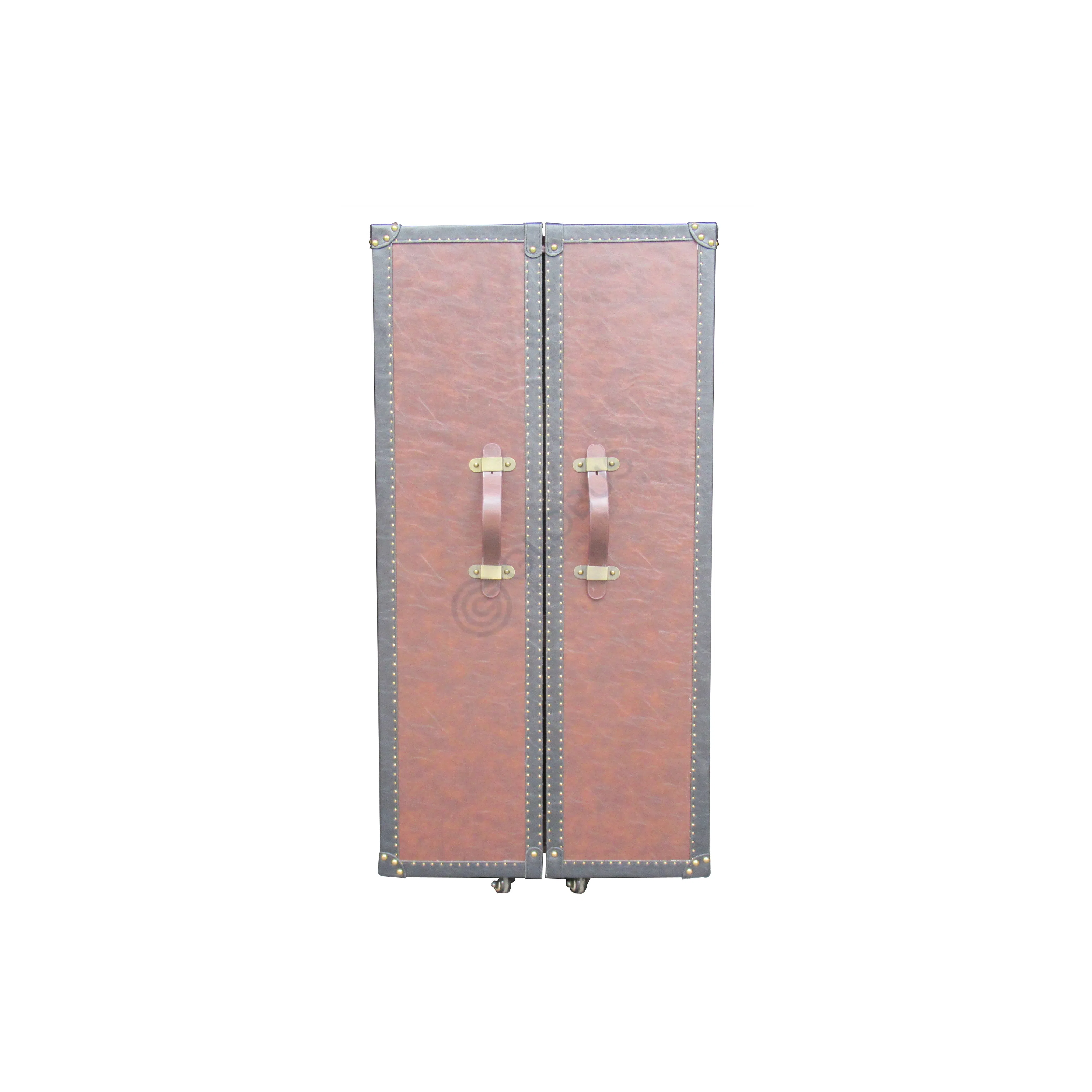 Wardrobe Scaltro