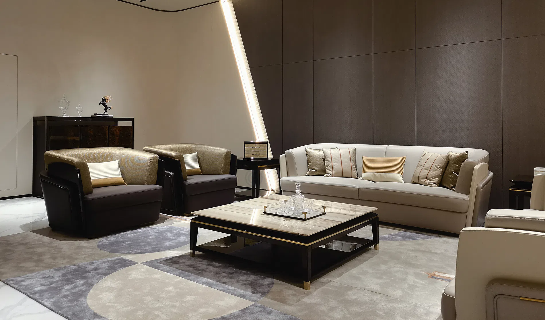 Armchair TURRI Blanche