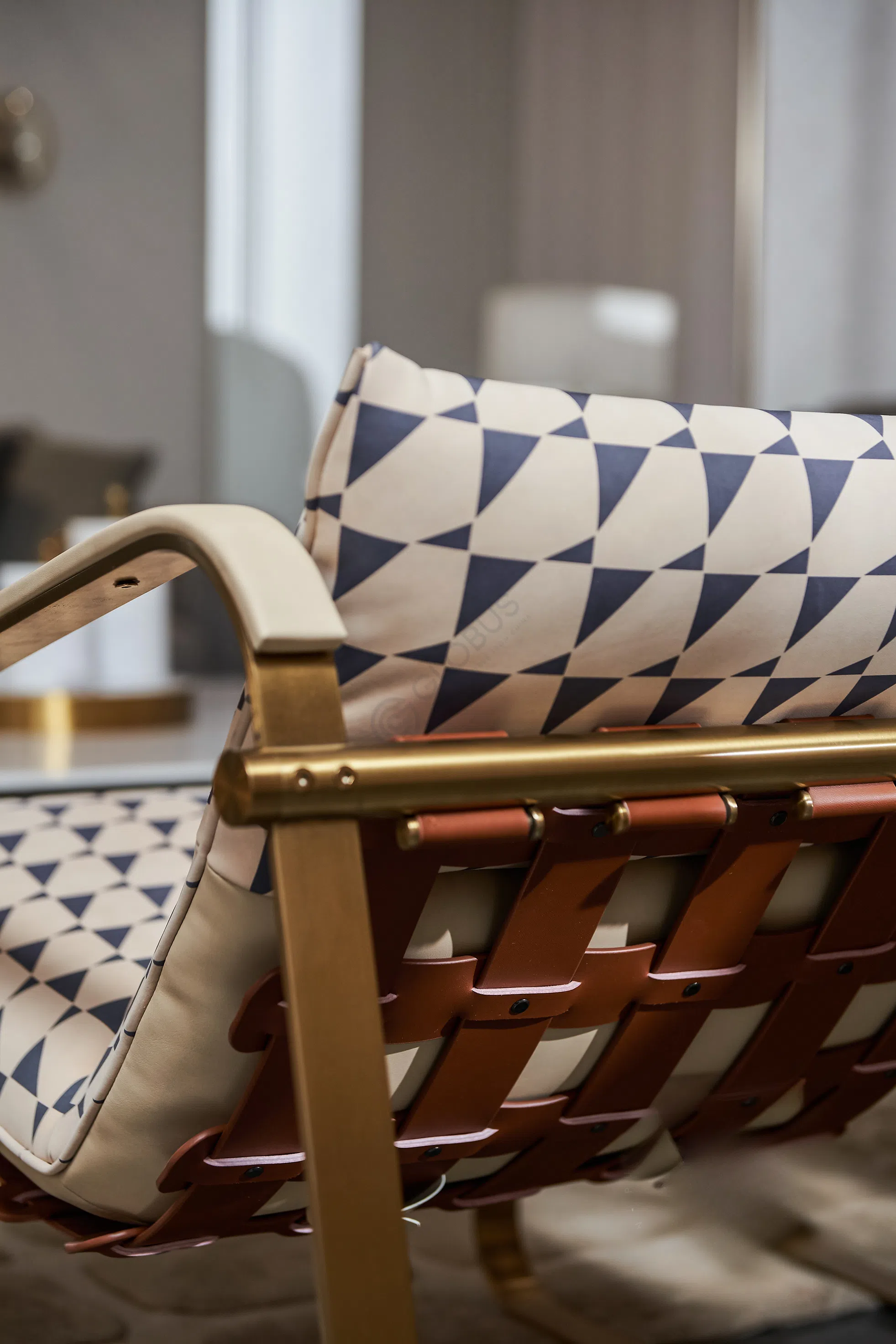 Armchair HESSENTIA Pauline