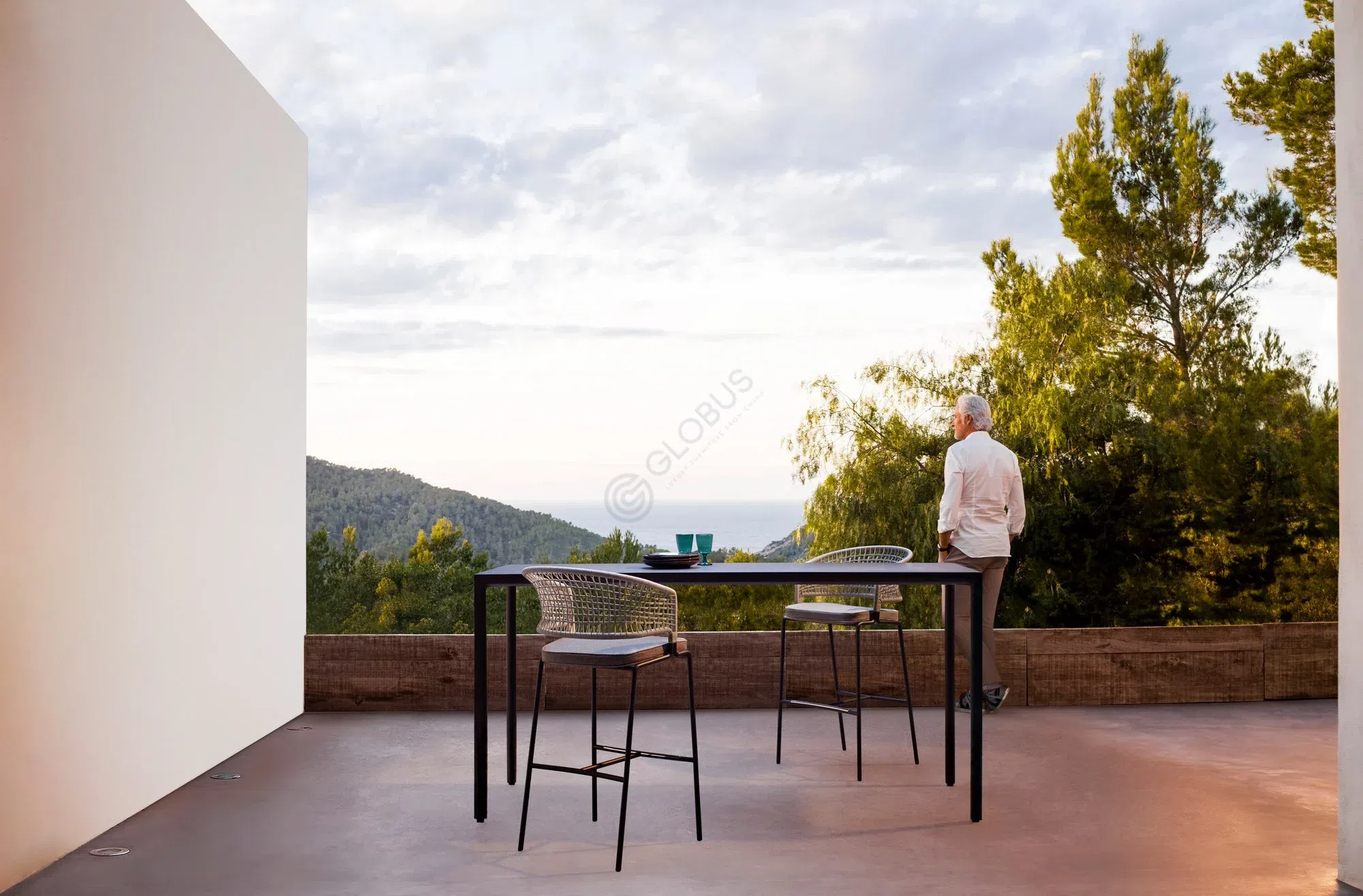 Outdoor bar stool TRIBU Contour