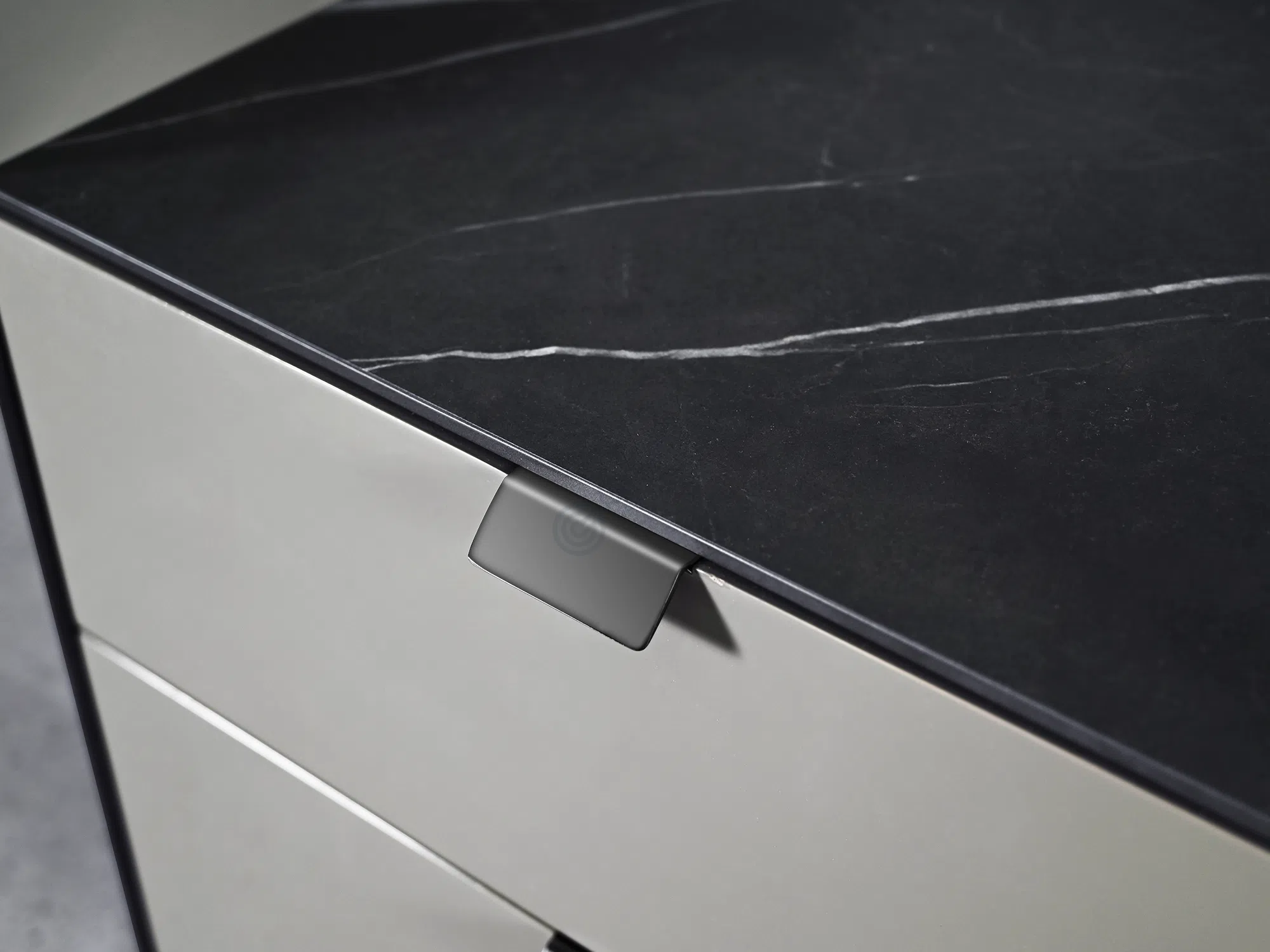 Bedside table MINOTTI Darren