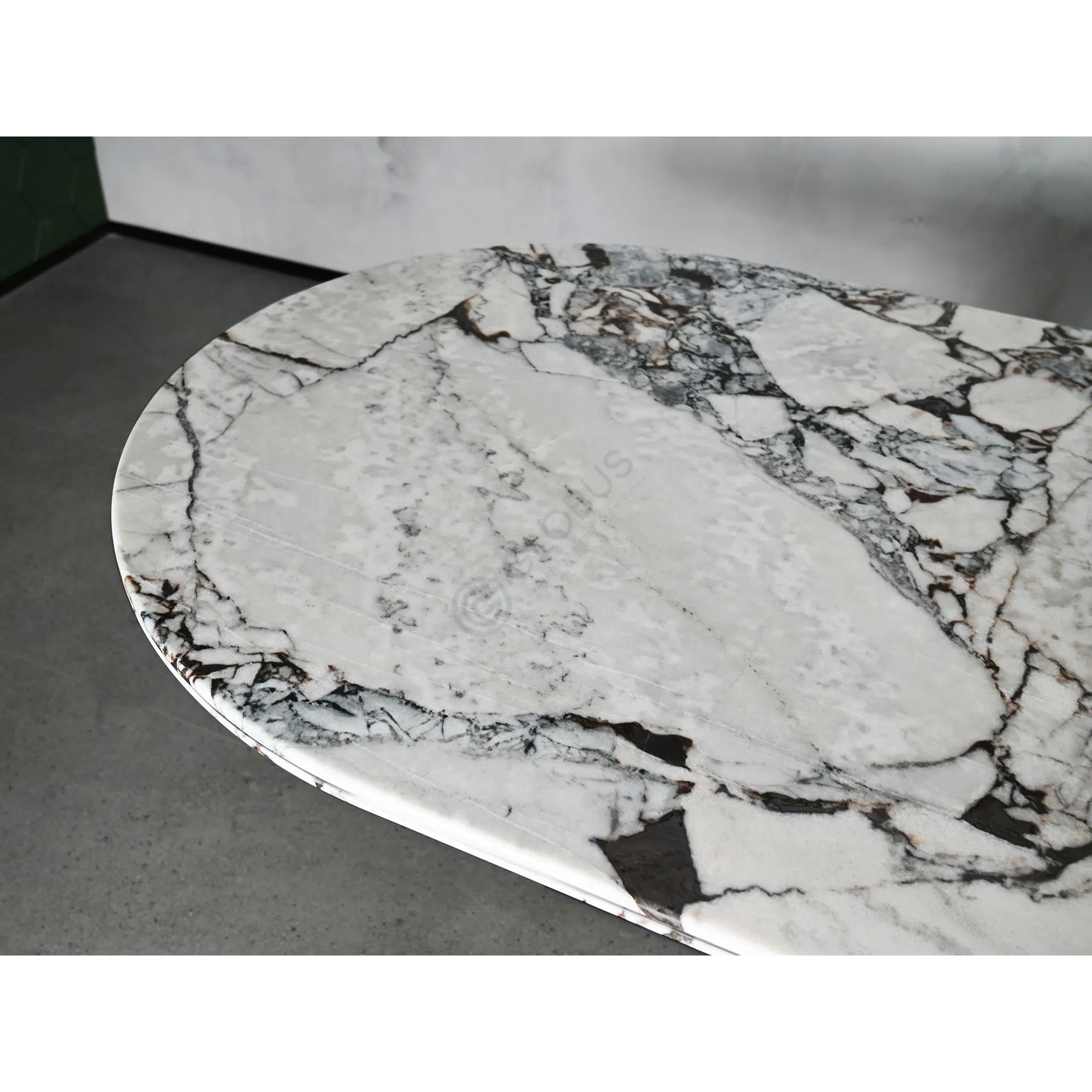 Dining table HESSENTIA Adone