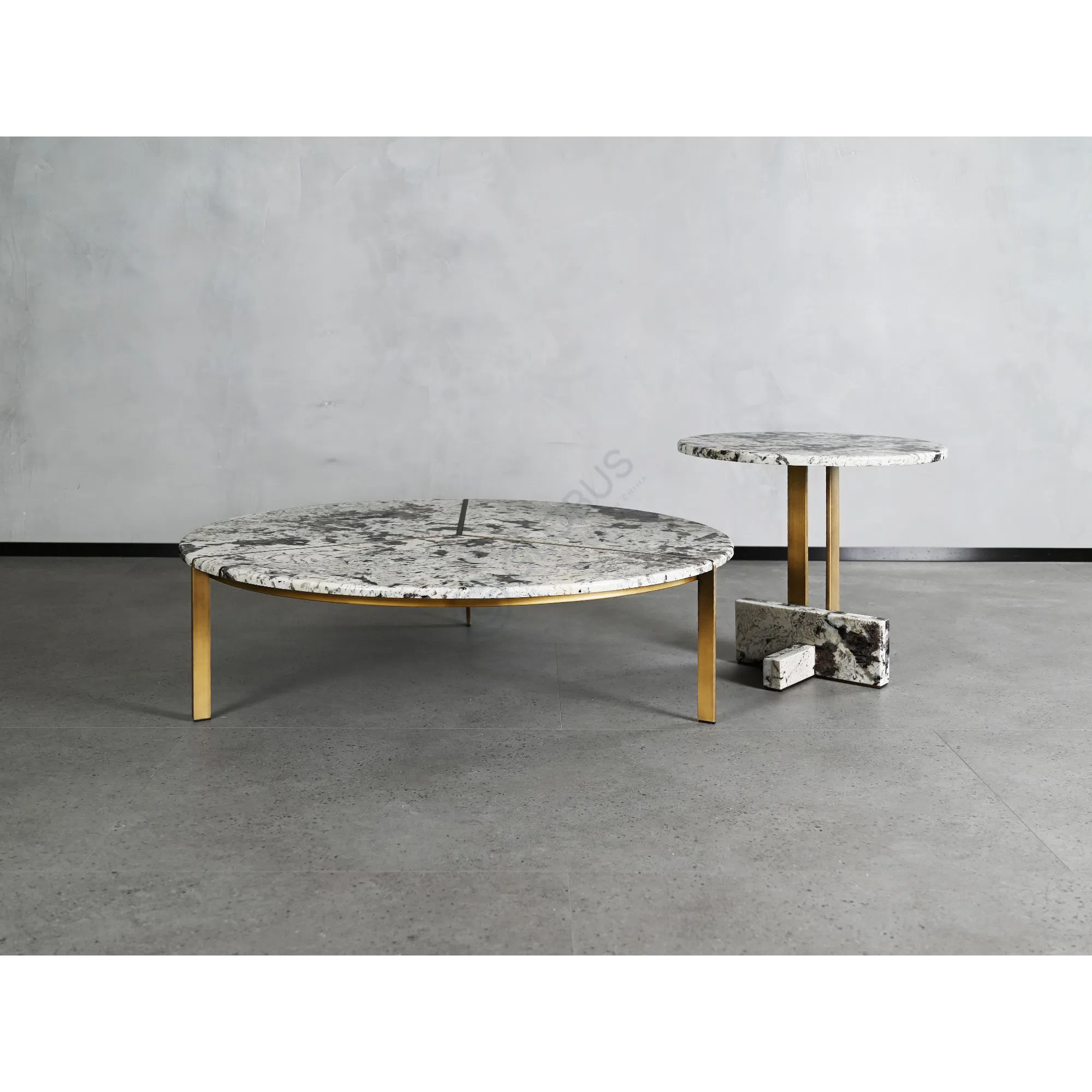 Side table Lucretius